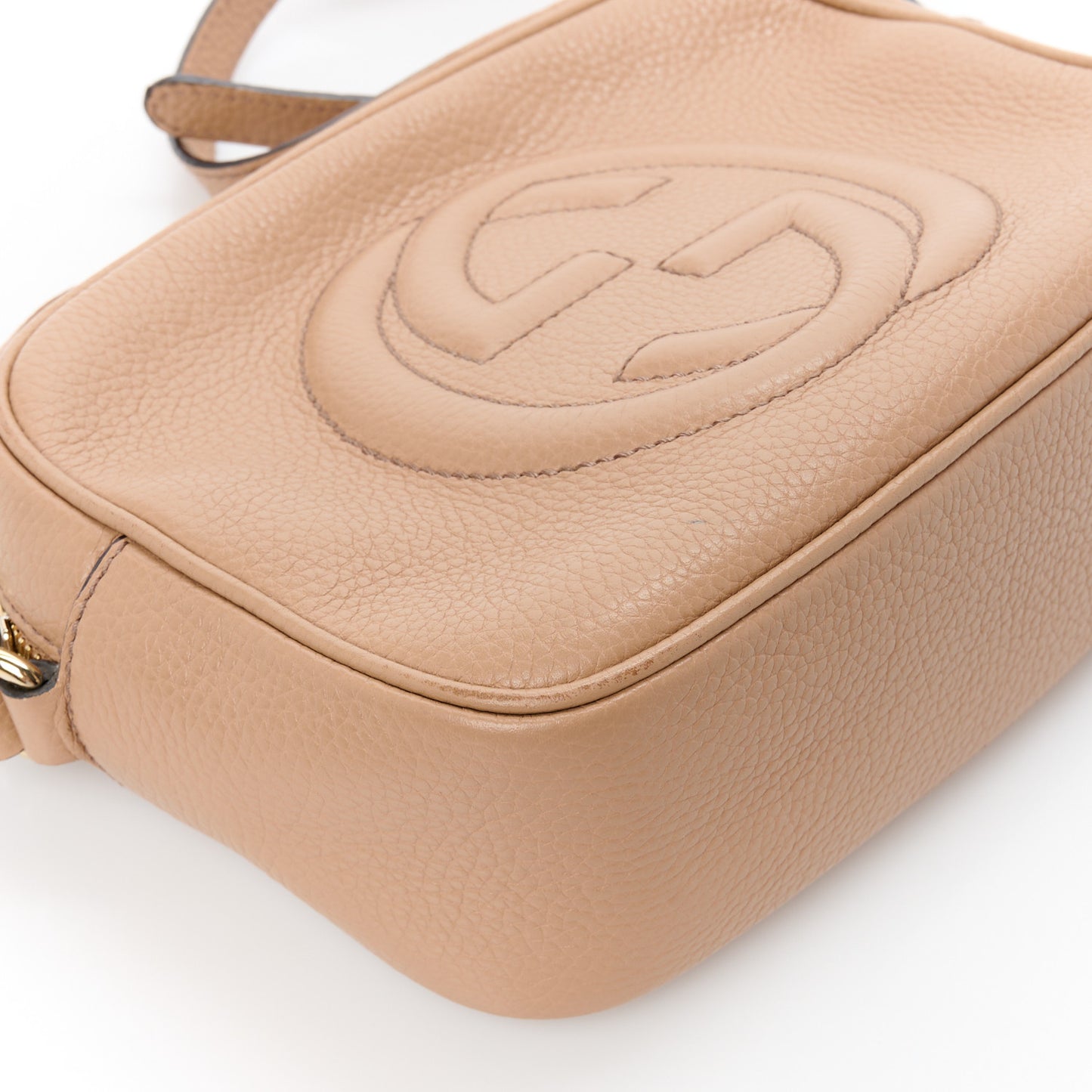 Pebbled Calfskin Small Soho Disco Bag Camelia