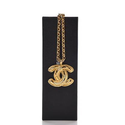 Chanel Quilted Large CC Long Necklace Gold 7 of 7