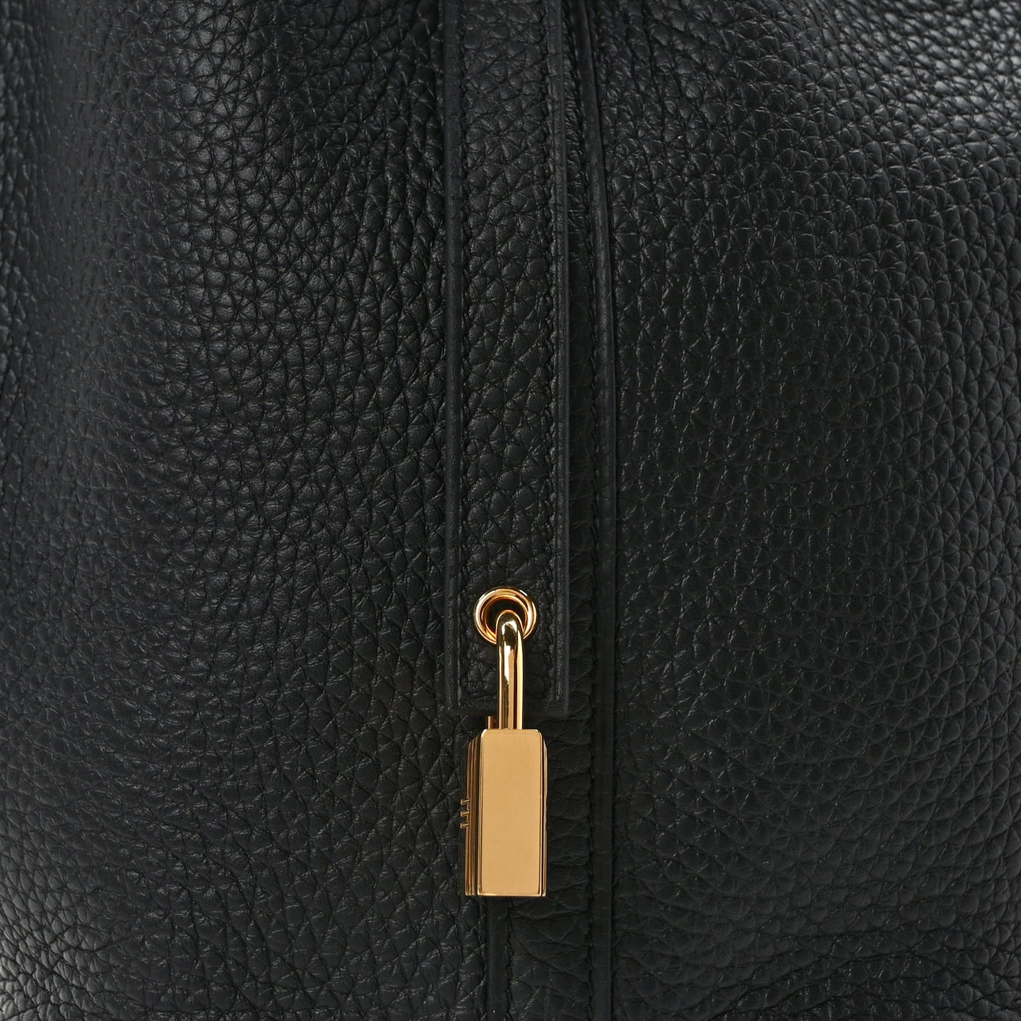 Taurillon Clemence Picotin Lock 18 PM Black
