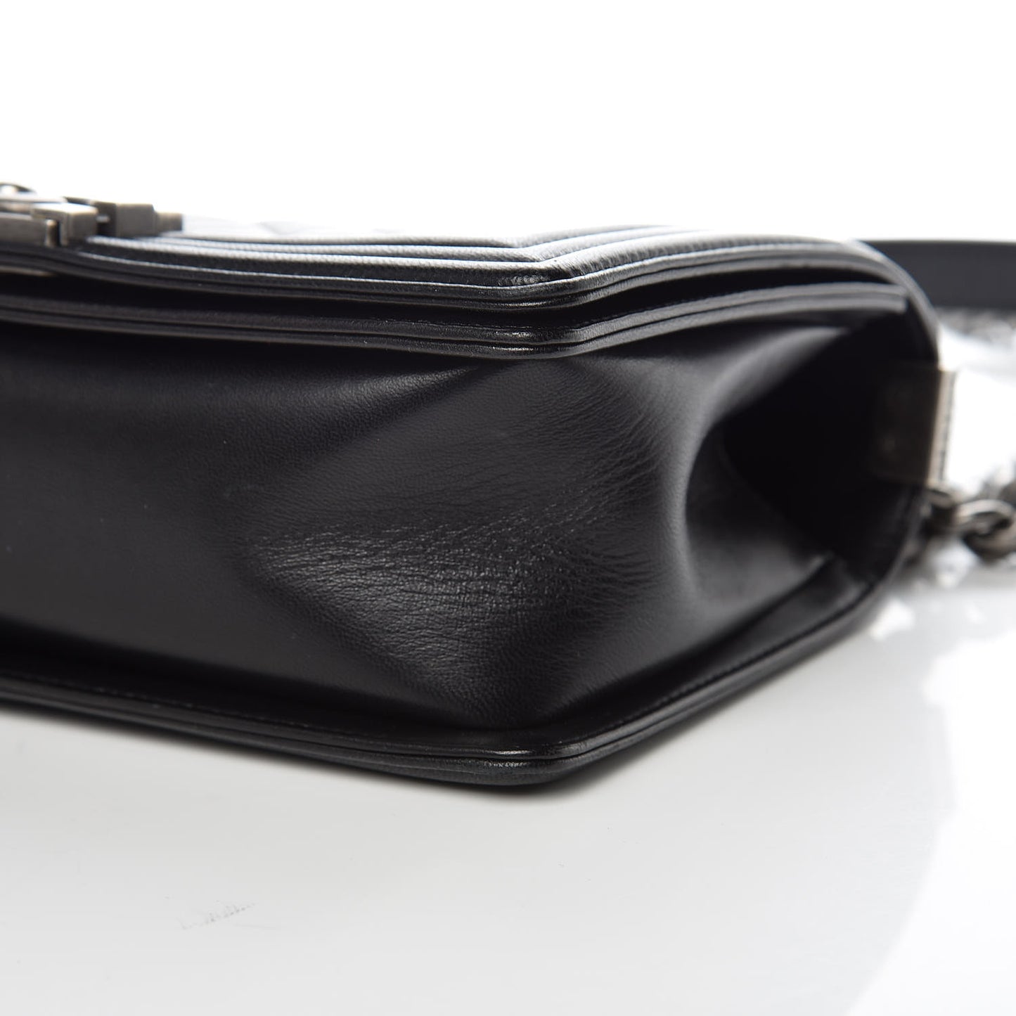 Lambskin Quilted Medium Boy Flap Black