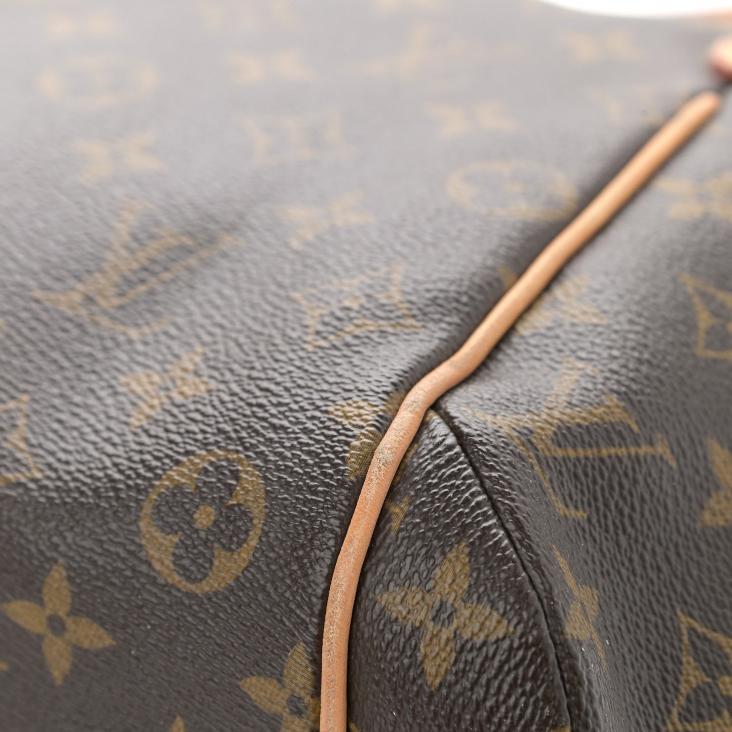 Monogram Totally PM