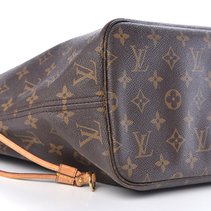 Louis Vuitton Monogram Neverfull MM 8 of 11