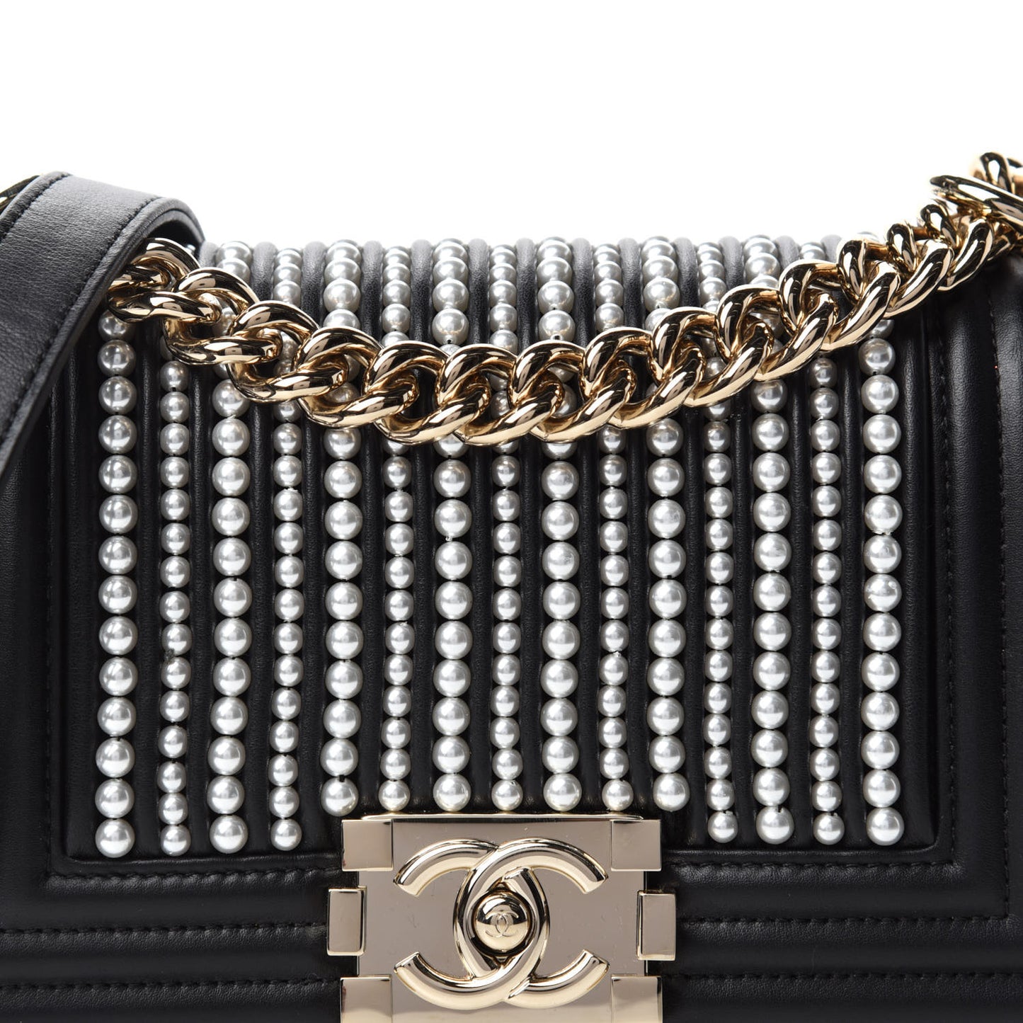 Calfskin Pearl Small Boy Flap Black