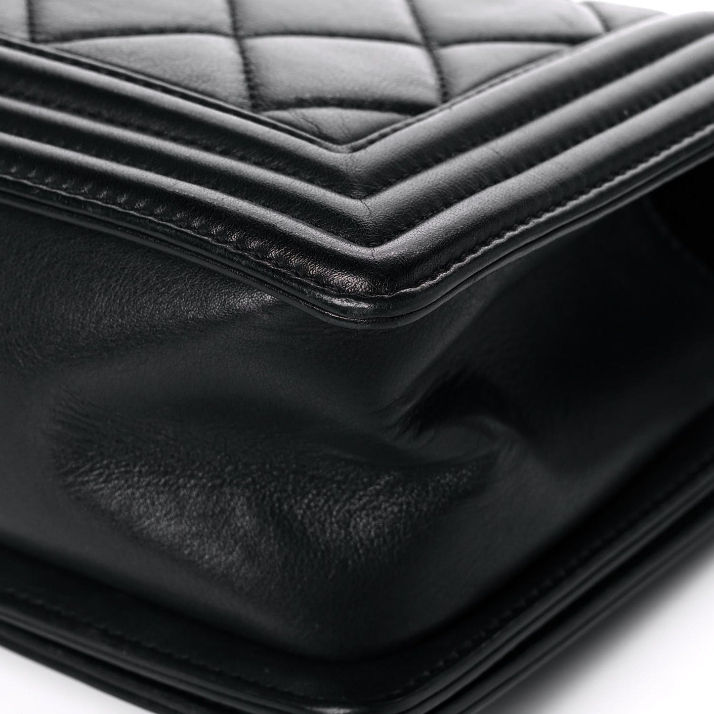Lambskin Quilted Small Boy Flap Black