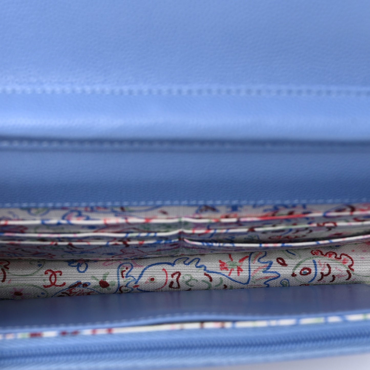 Caviar Quilted Ribbed Metal Wallet on Chain WOC Blue