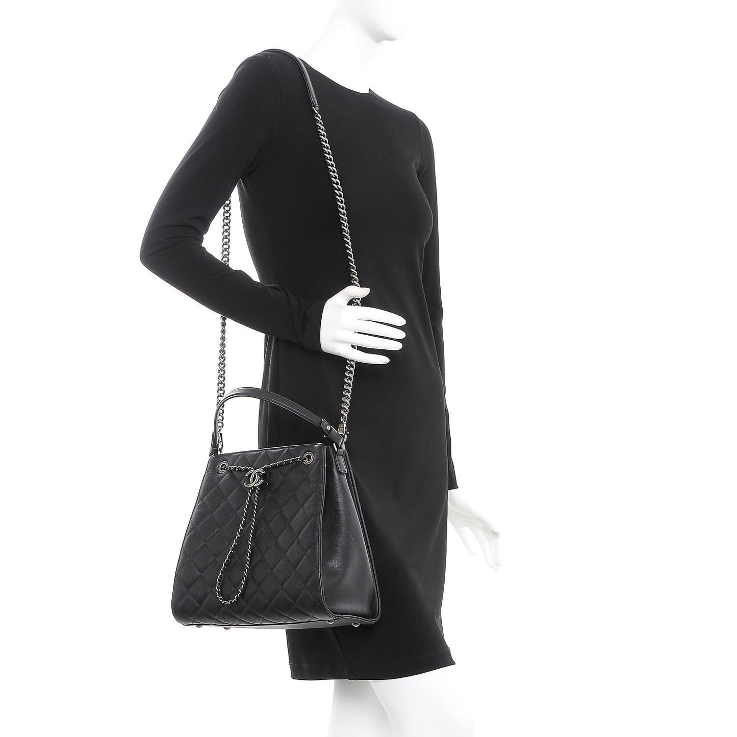 Caviar Quilted Medium CC Bucket Bag Black