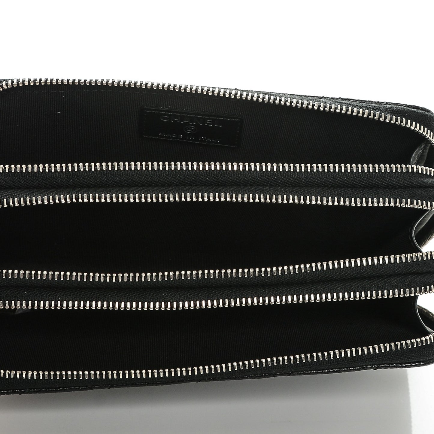 Caviar Quilted Large Zip Around Phone Holder Black