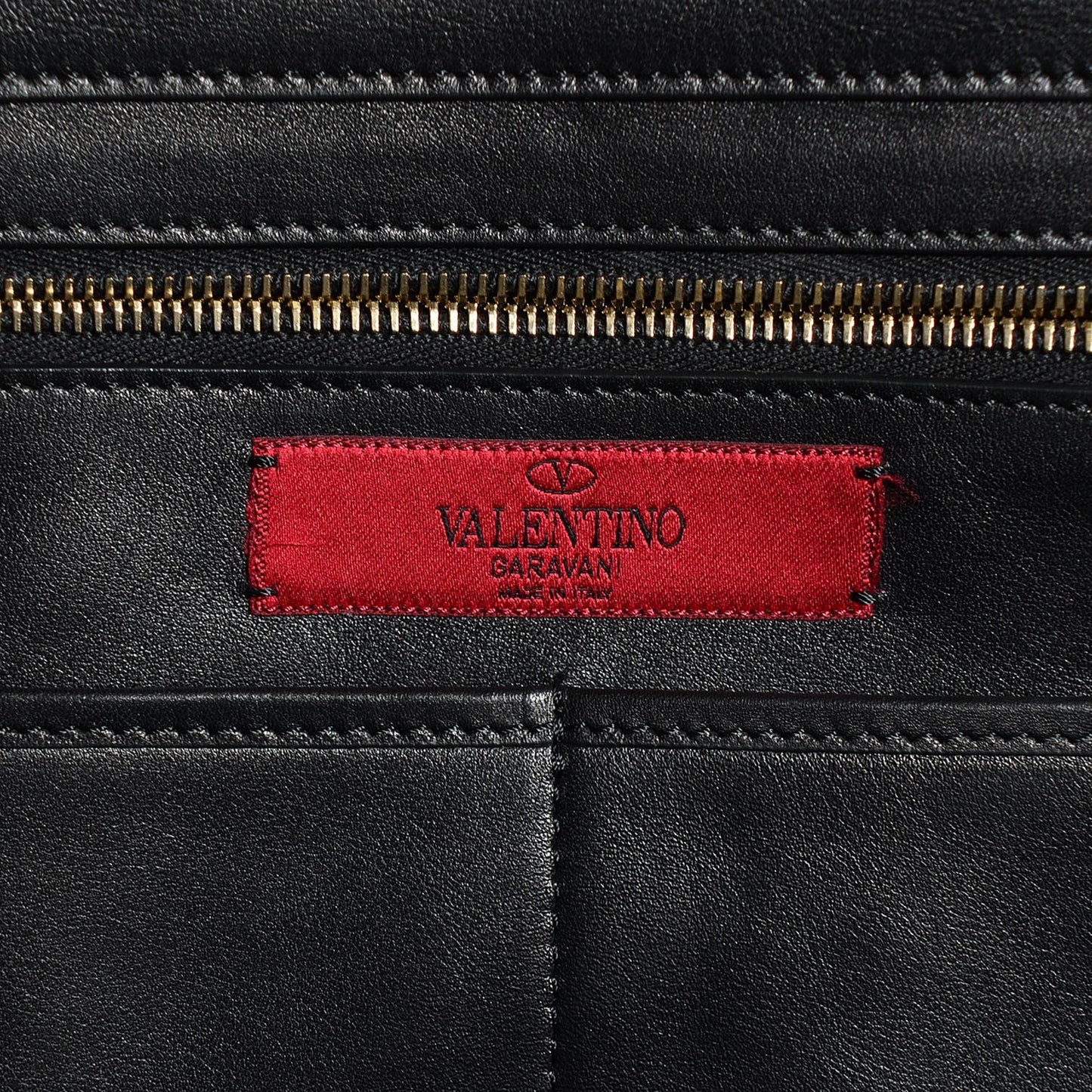 Vitello Medium Rockstud Tote Black