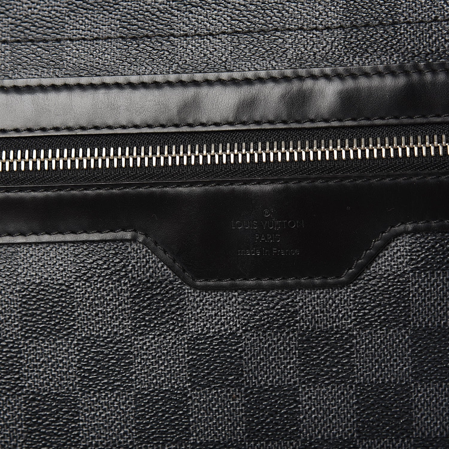 Louis Vuitton Damier Graphite Daniel GM 6 of 10