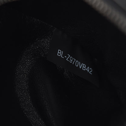 Valentino Garavani Vitello Medium Rockstud Tote Black 8 of 9