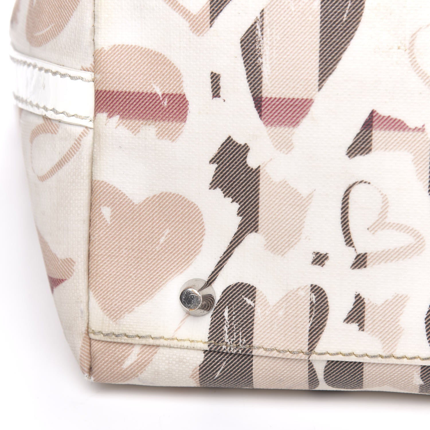 Burberry Nova Check Heart Tote White 10 of 18