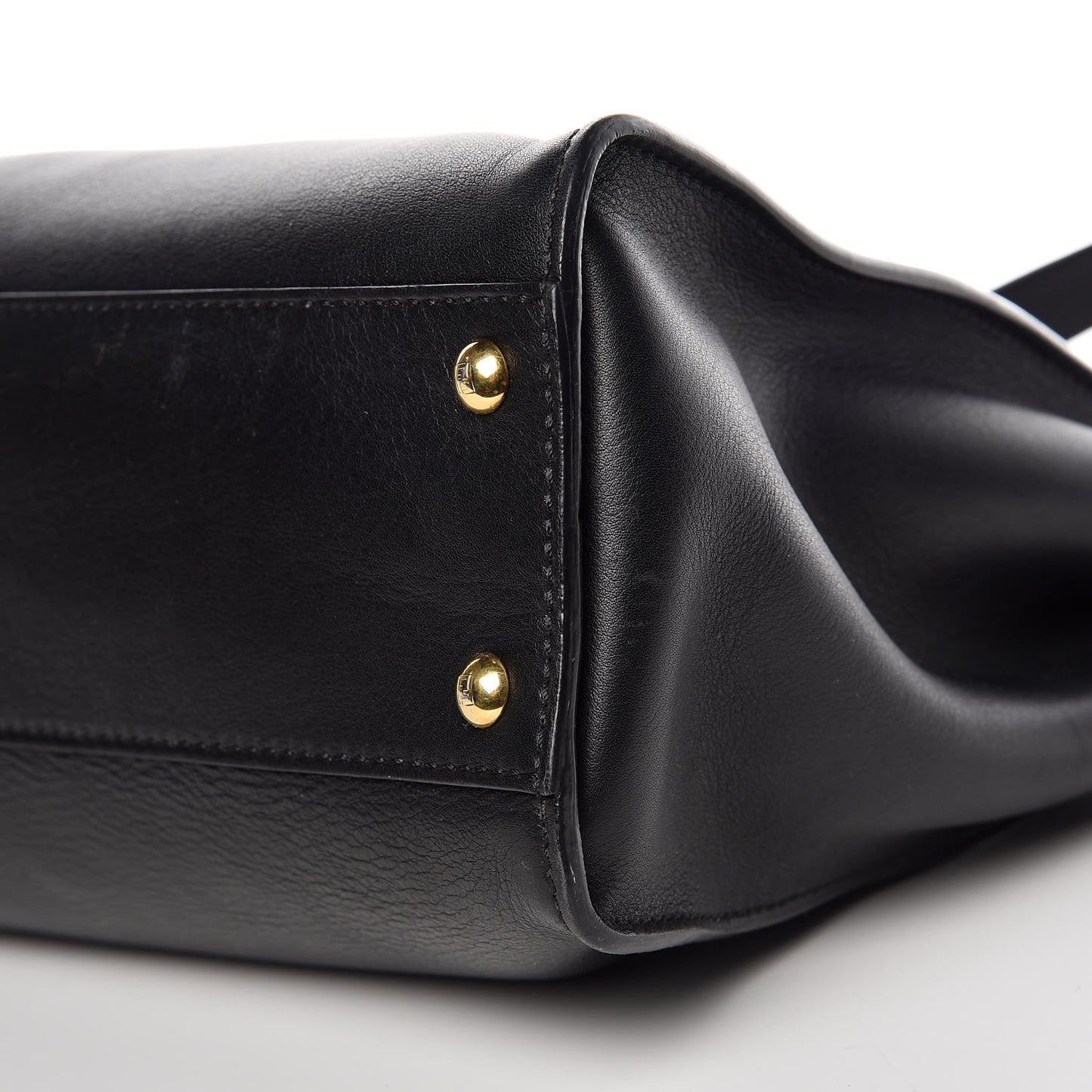 Vitello Seta Shiny Nappa Medium Peekaboo Iconic Satchel Black