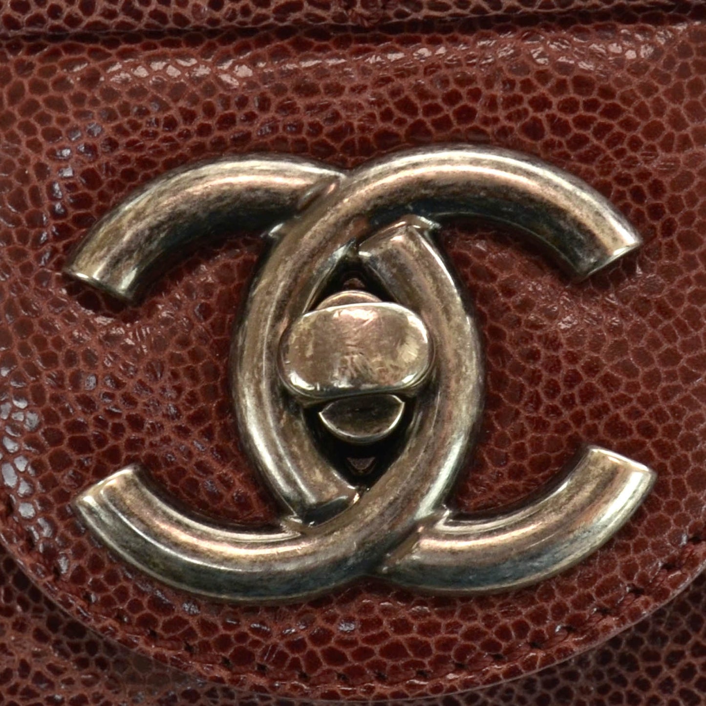 Grained Calfskin Maxi Elastic Flap Bordeaux