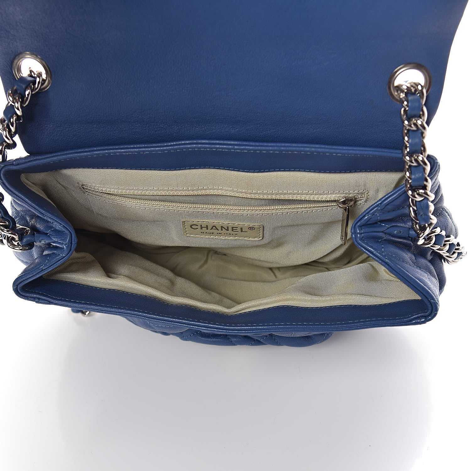 Chanel Washed Lambskin Chain Around Medium Messenger Blue 5 of 9