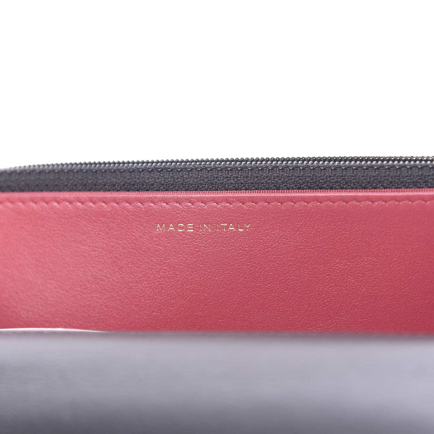 Lambskin Quilted 19 Wallet On Chain WOC Black