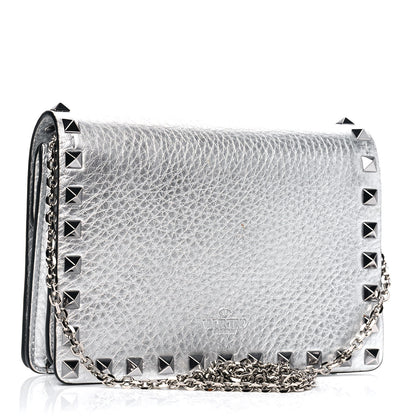 Valentino Garavani Metallic Pebbled Calfskin Rockstud Wallet on Chain Silver 2 of 5
