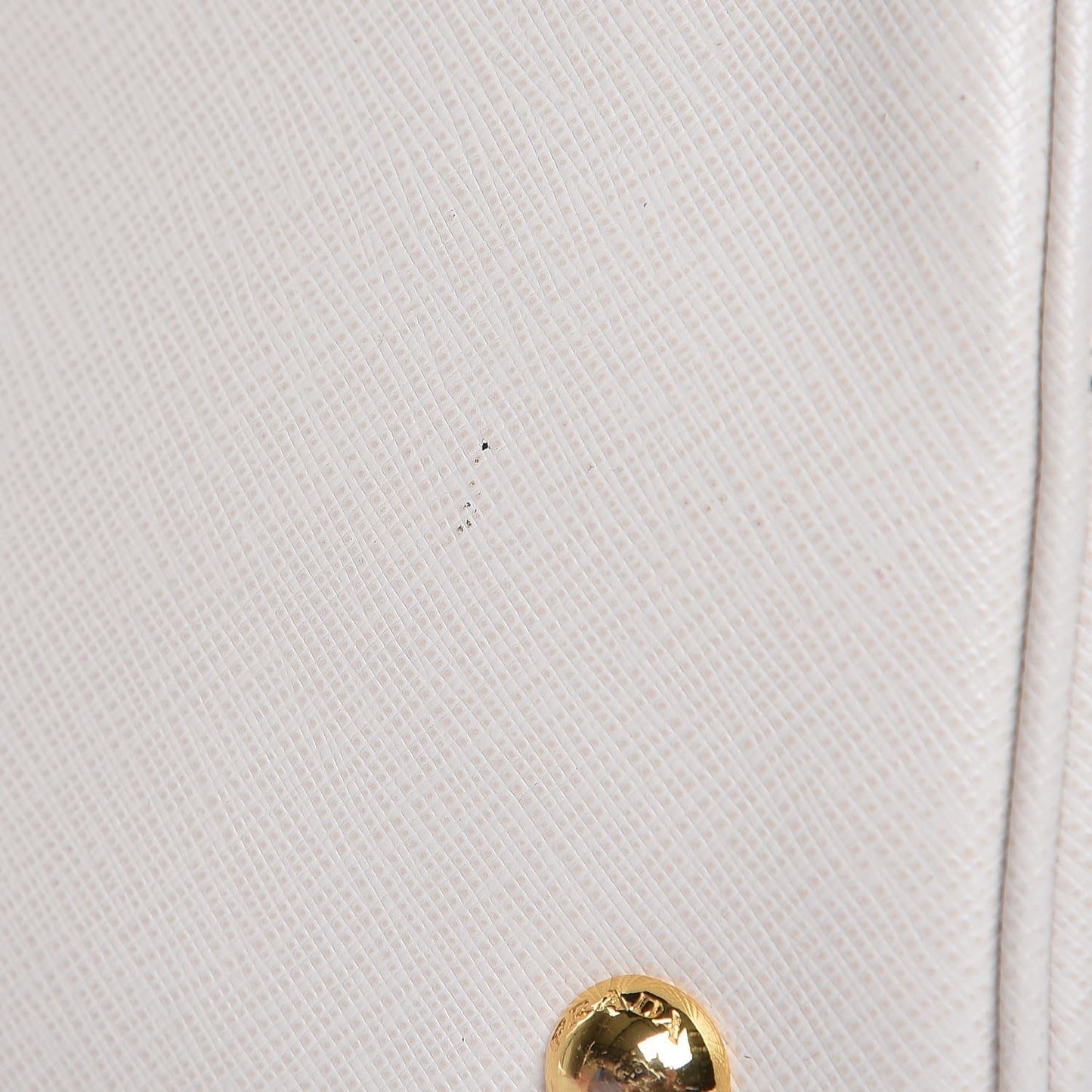 Saffiano Lux Medium Tote Talco