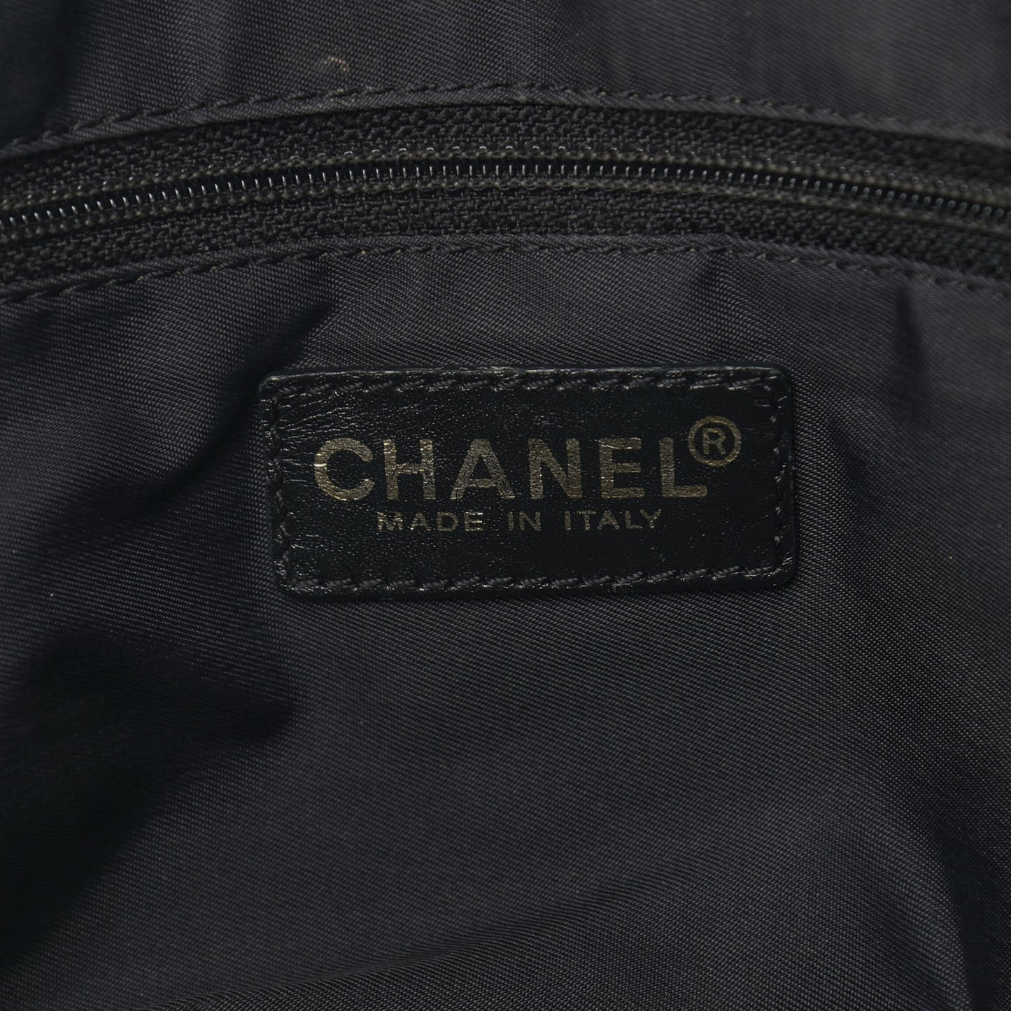 Nylon Medium Travel Tote Black