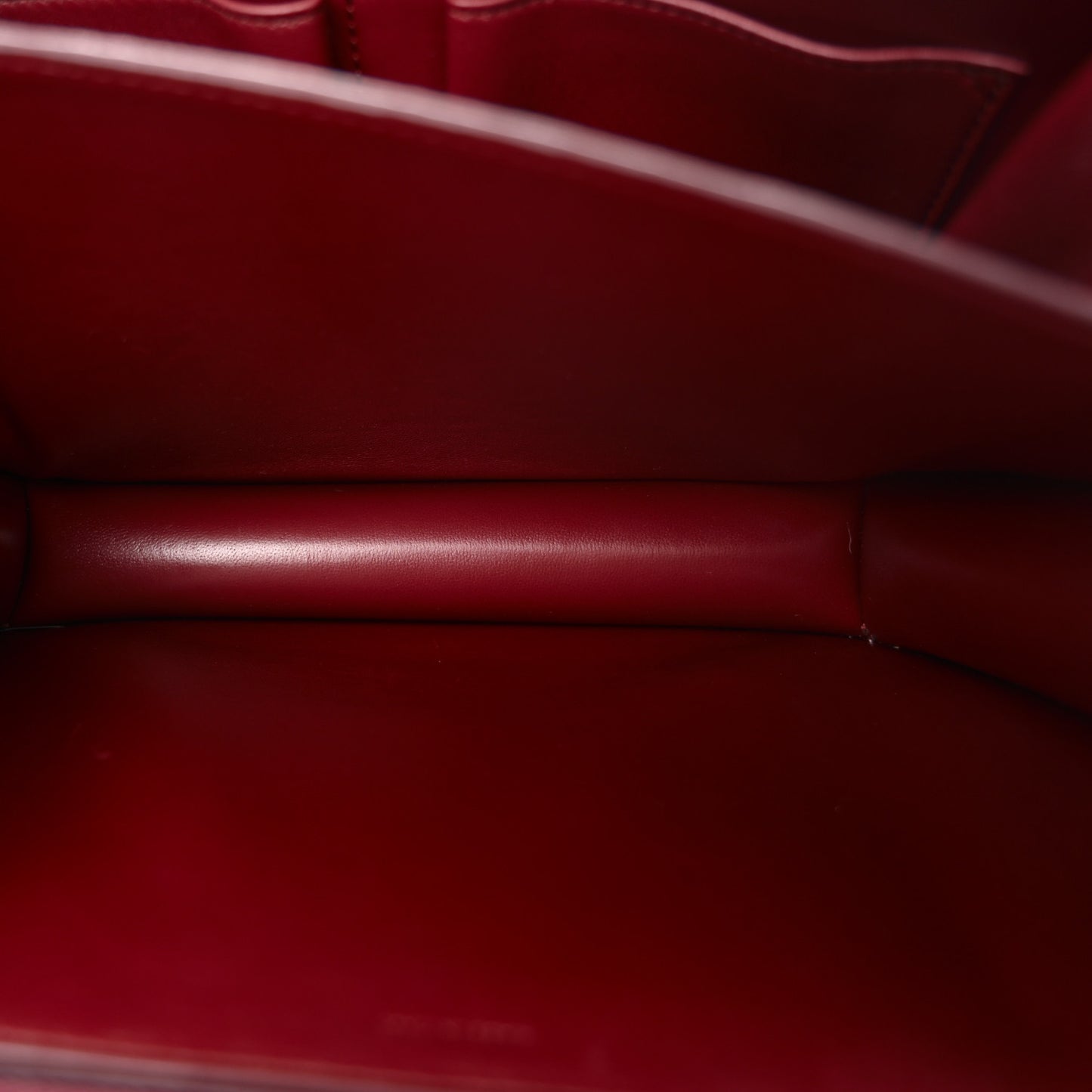 Box Calfskin Medium Classic Box Flap Bag Burgundy