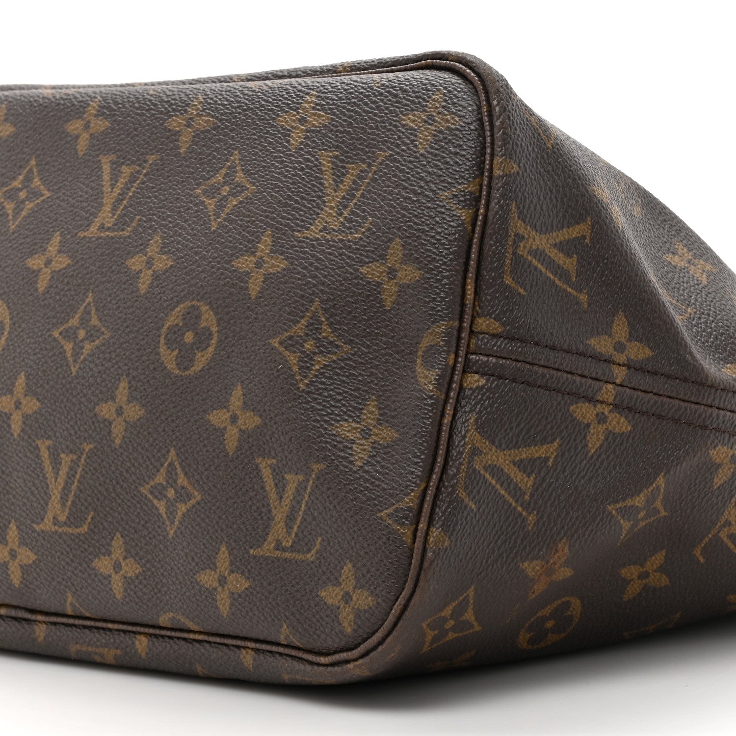 Louis Vuitton Monogram Neverfull MM 8 of 17