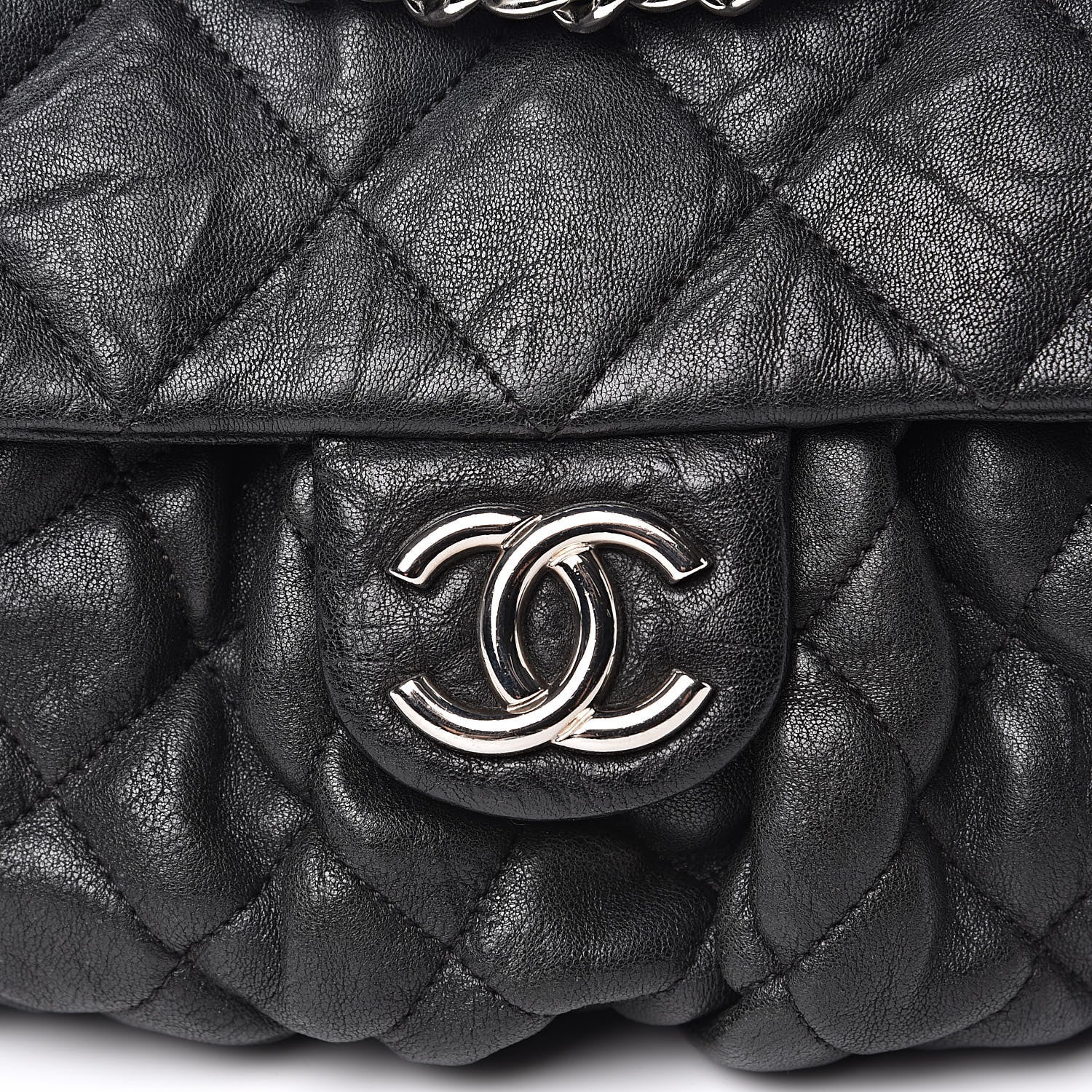Chanel Washed Lambskin Quilted Medium Chain Around Messenger Black 12 of 15