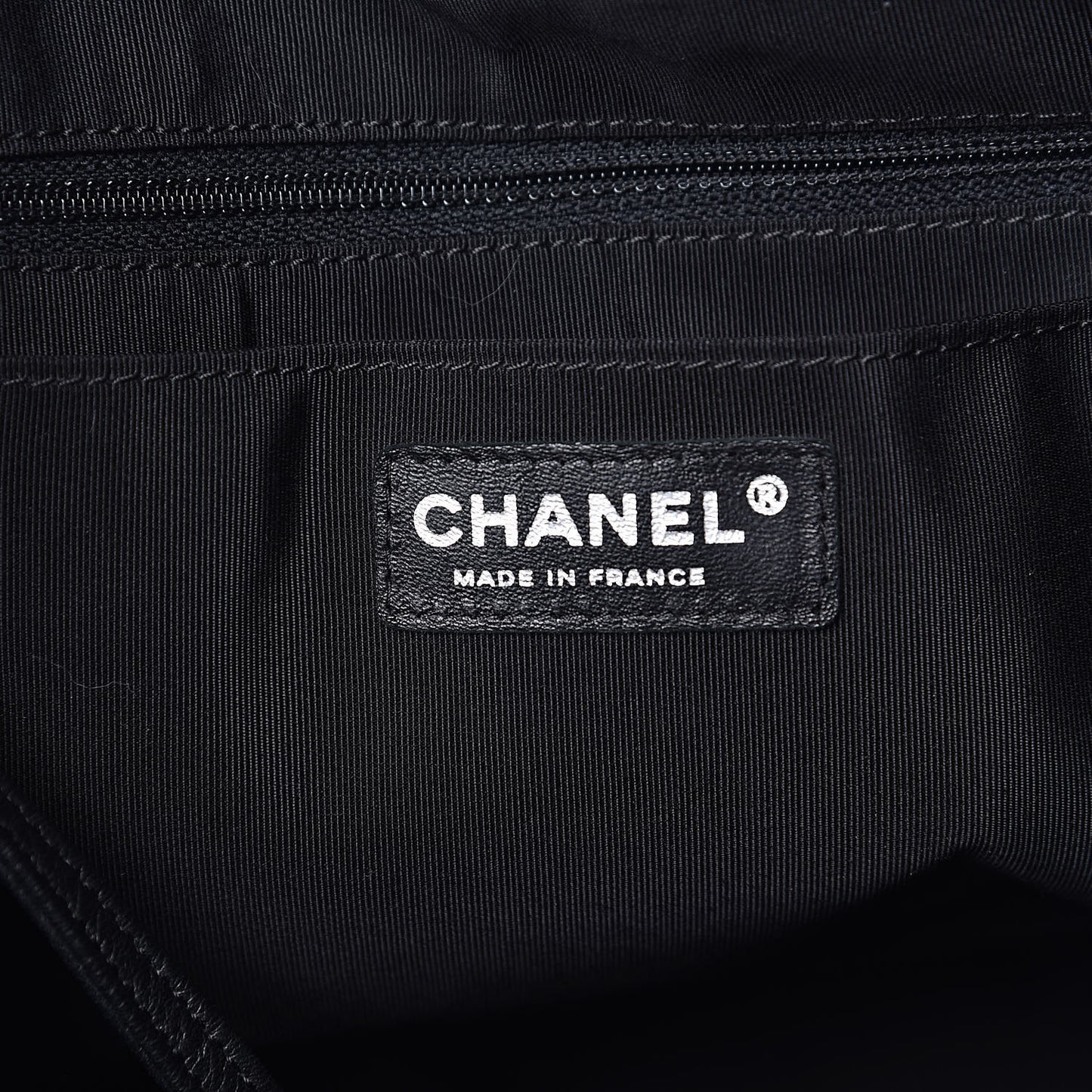 Deerskin Chevron Large CC Chain Bucket Drawstring Bag Black
