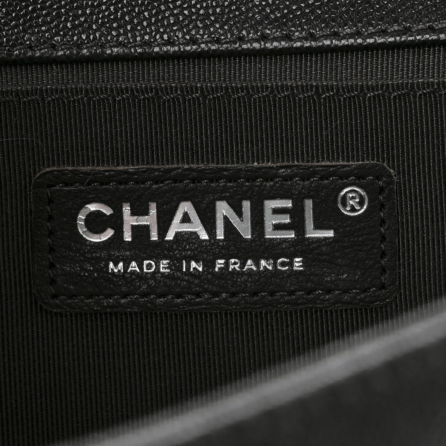 Caviar Quilted Medium Boy Flap Charcoal