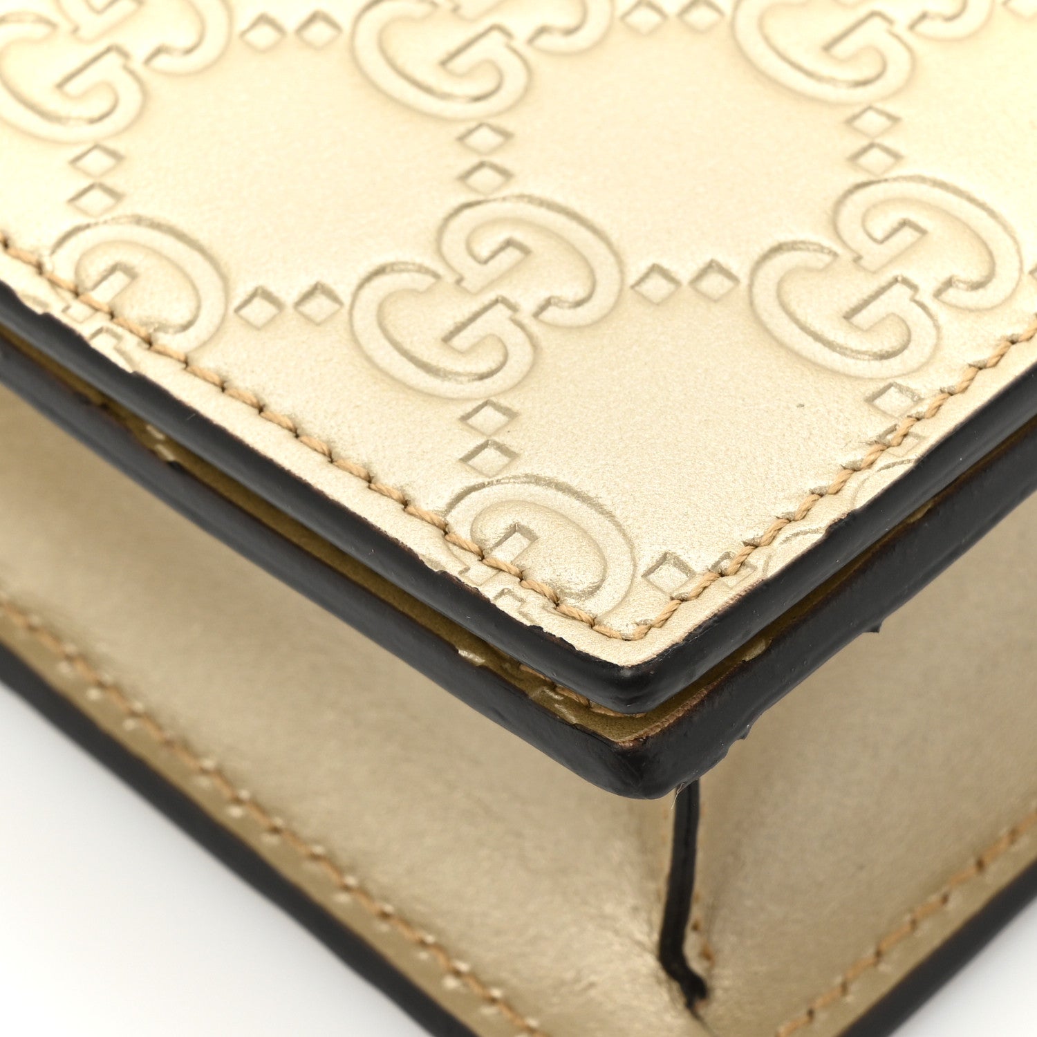 Gucci Metallic Guccissima Signature Bowy Chain Wallet Golden Beige 13 of 14