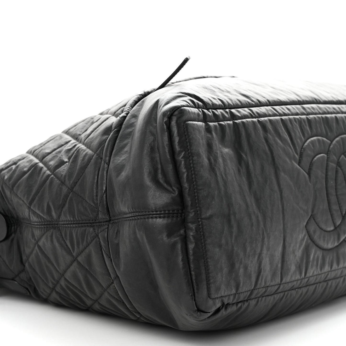 Coated Canvas Quilted Large Garment Travel Bag Black