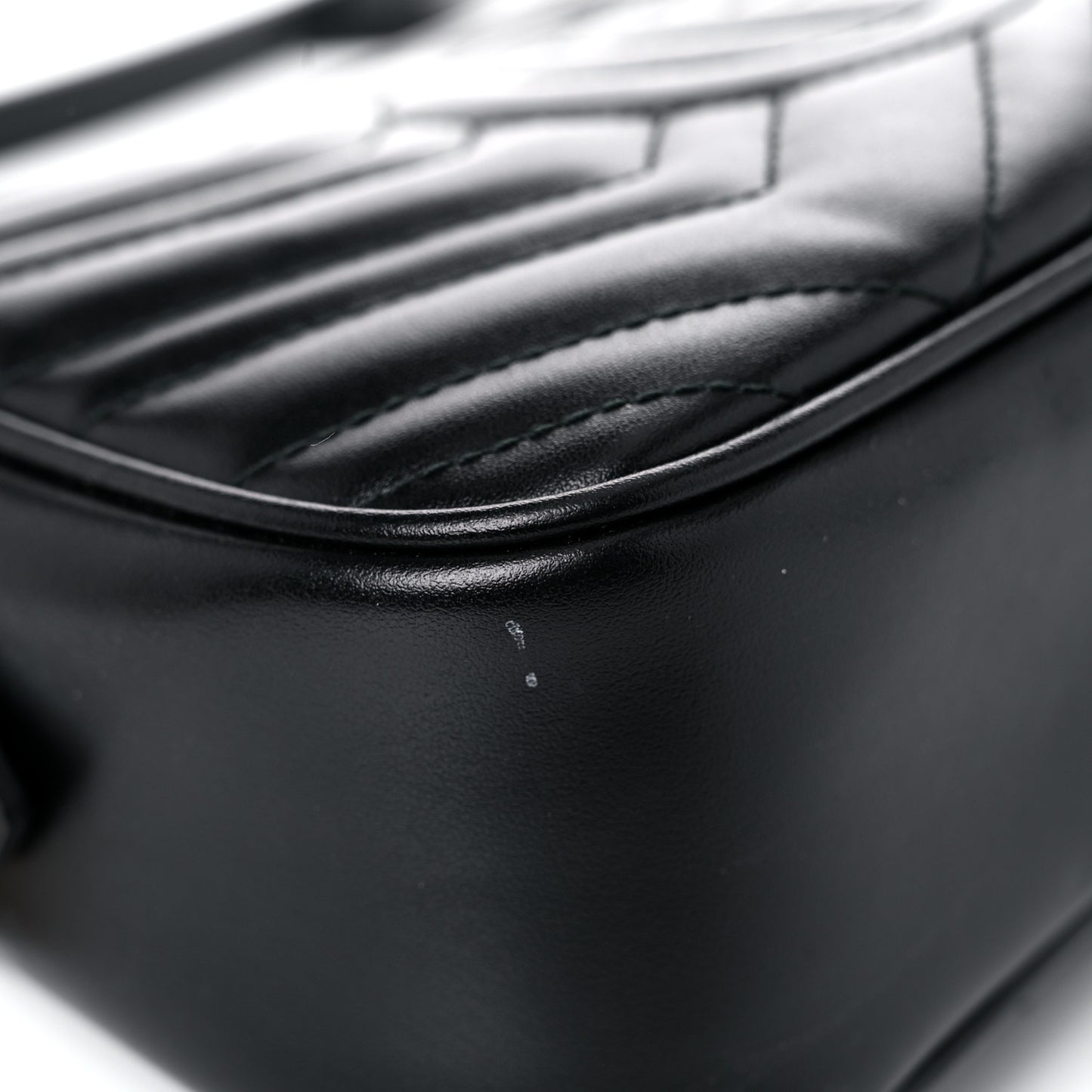 Calfskin Matelasse Small GG Marmont Chain Shoulder Bag Black