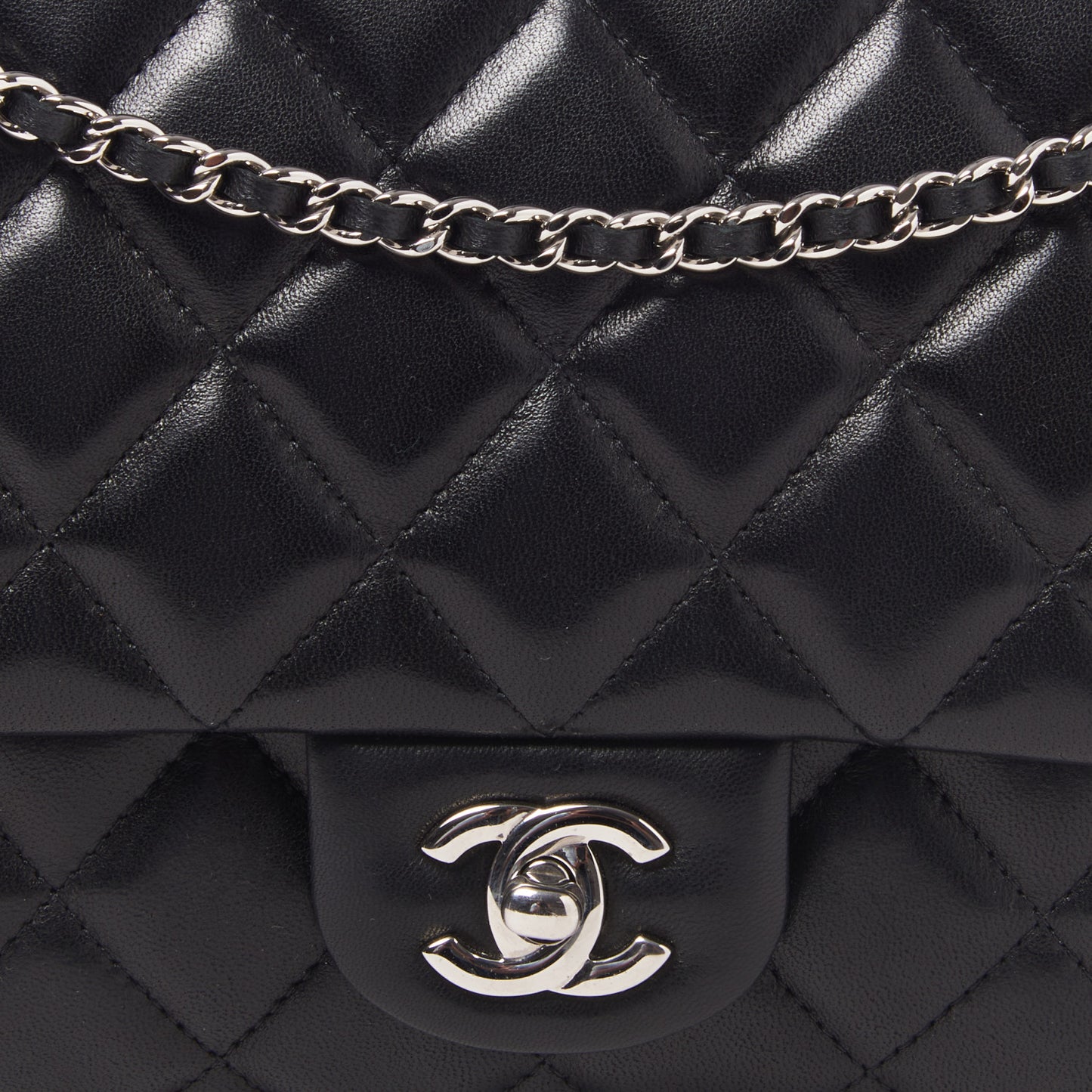 Lambskin Quilted Clutch With Chain Flap Black