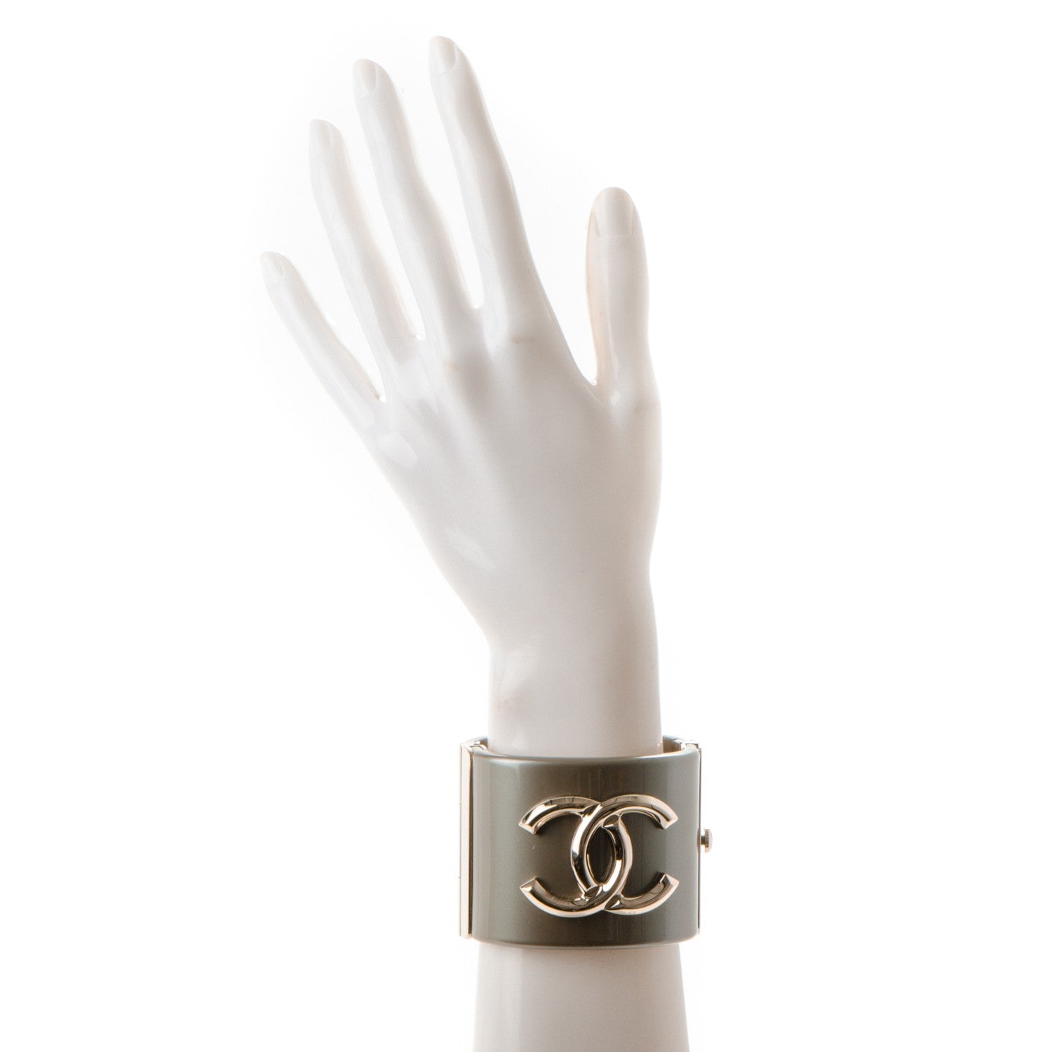 Chanel Resin CC Cuff Gold Pearly White 2 of 4
