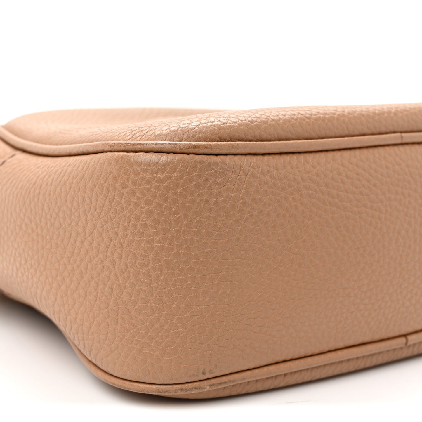 Pebbled Calfskin Small Soho Disco Bag Camelia