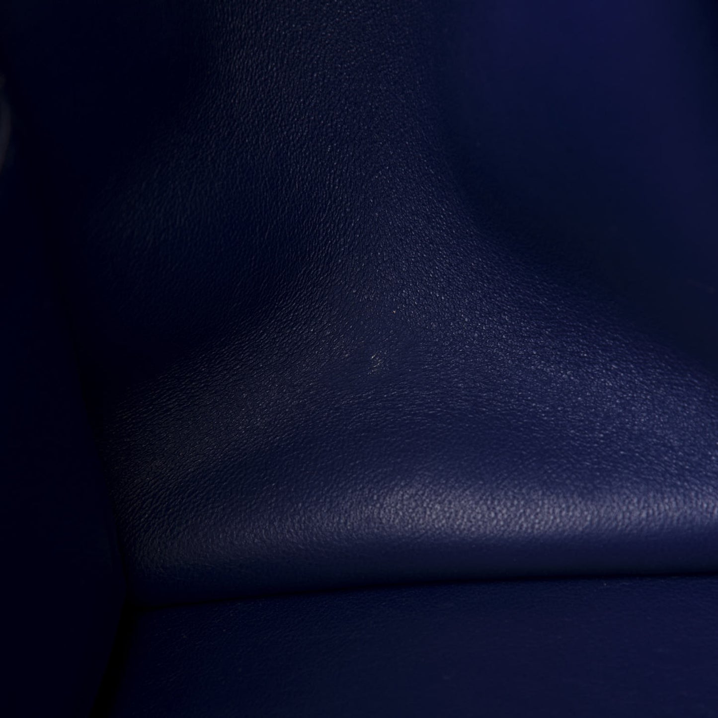 Drummed Calfskin Suede Small Trapeze Indigo