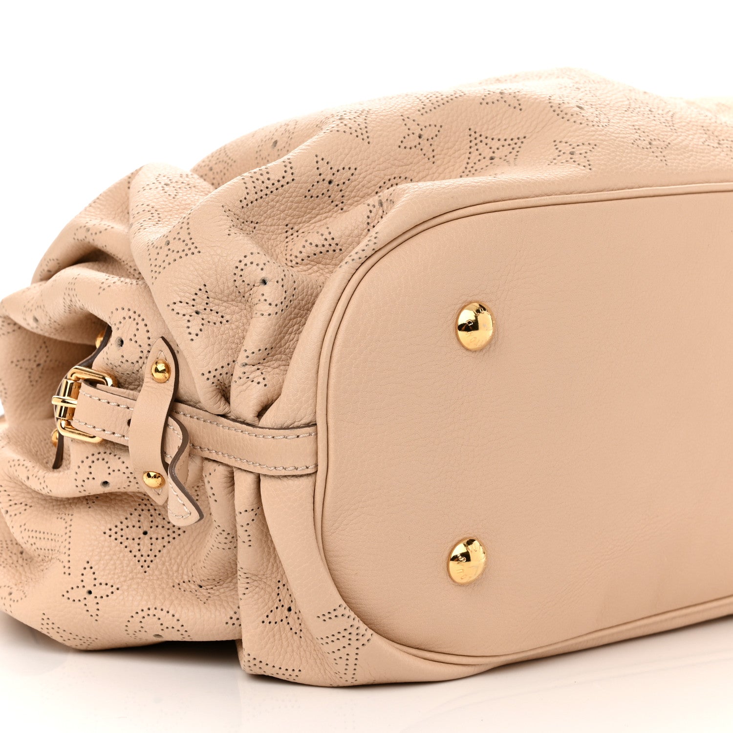 Louis Vuitton Mahina L Coquille 9 of 10
