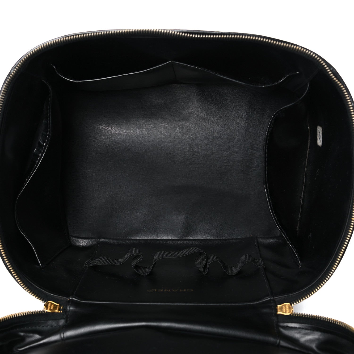 Chanel Patent CC Vanity Cosmetic Case Black 5 of 17