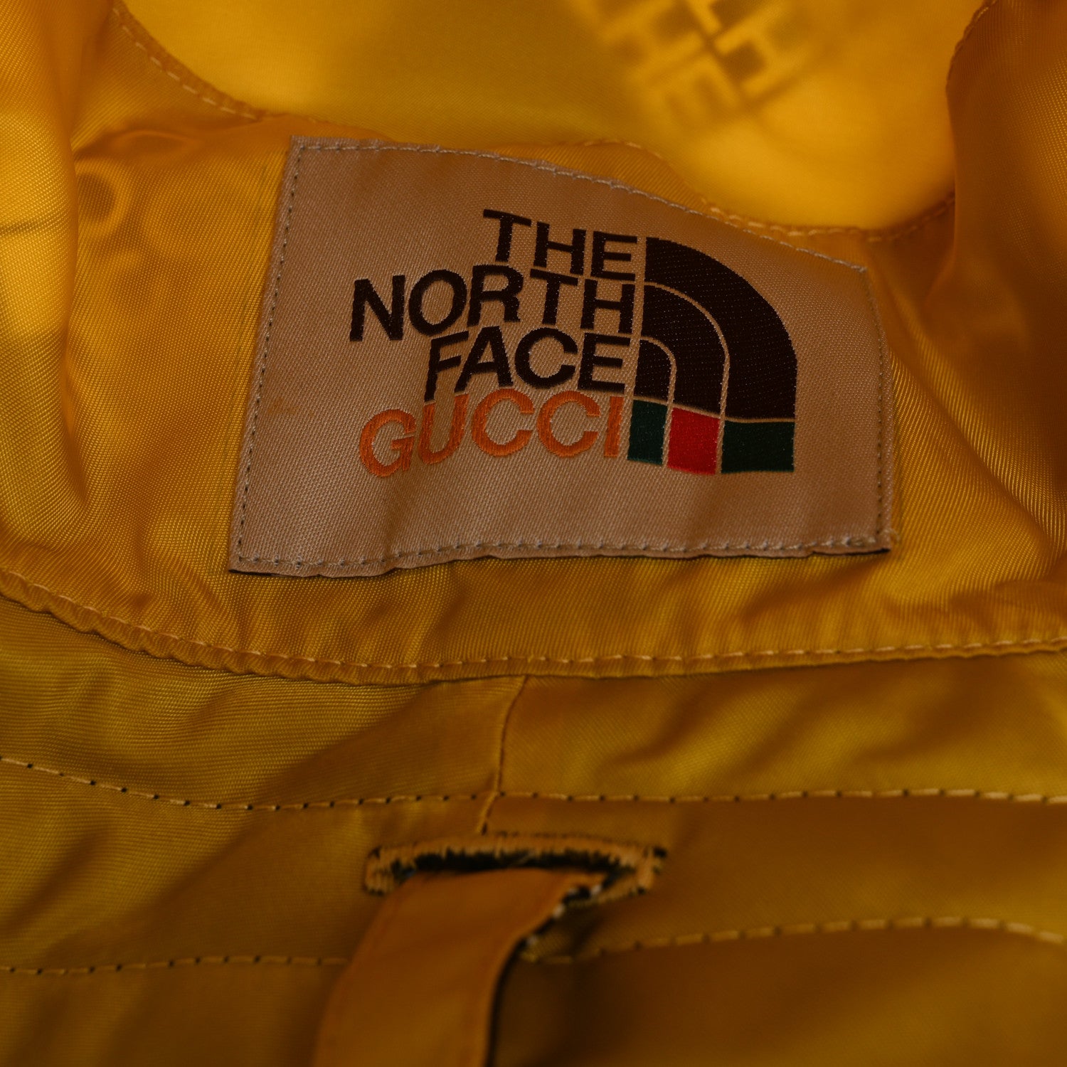Gucci X THE NORTH FACE Nylon Reversible Self-Tie Bucket Hat M Black Yellow 9 of 16