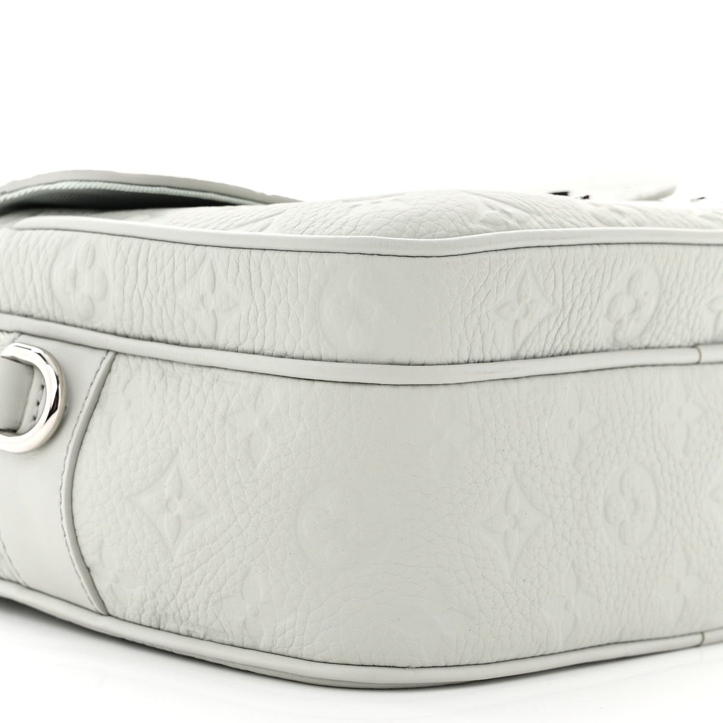 Taurillon Monogram S Lock Messenger Mineral Gray