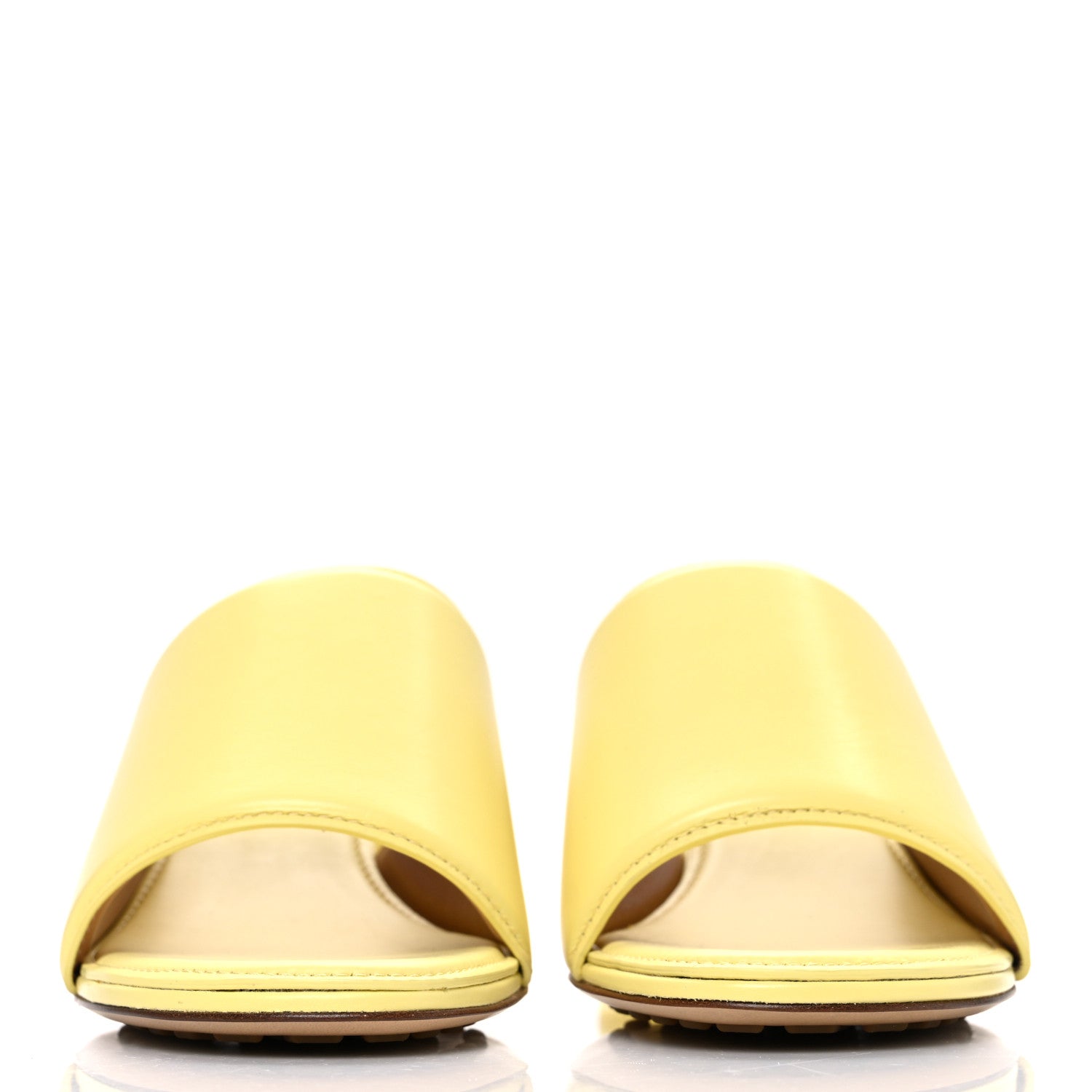 BOTTEGA VENETA BAND SANDAL サイズ40 Bottega Veneta Vienna Calfskin The Band Mule Sandals 40 Lemonade