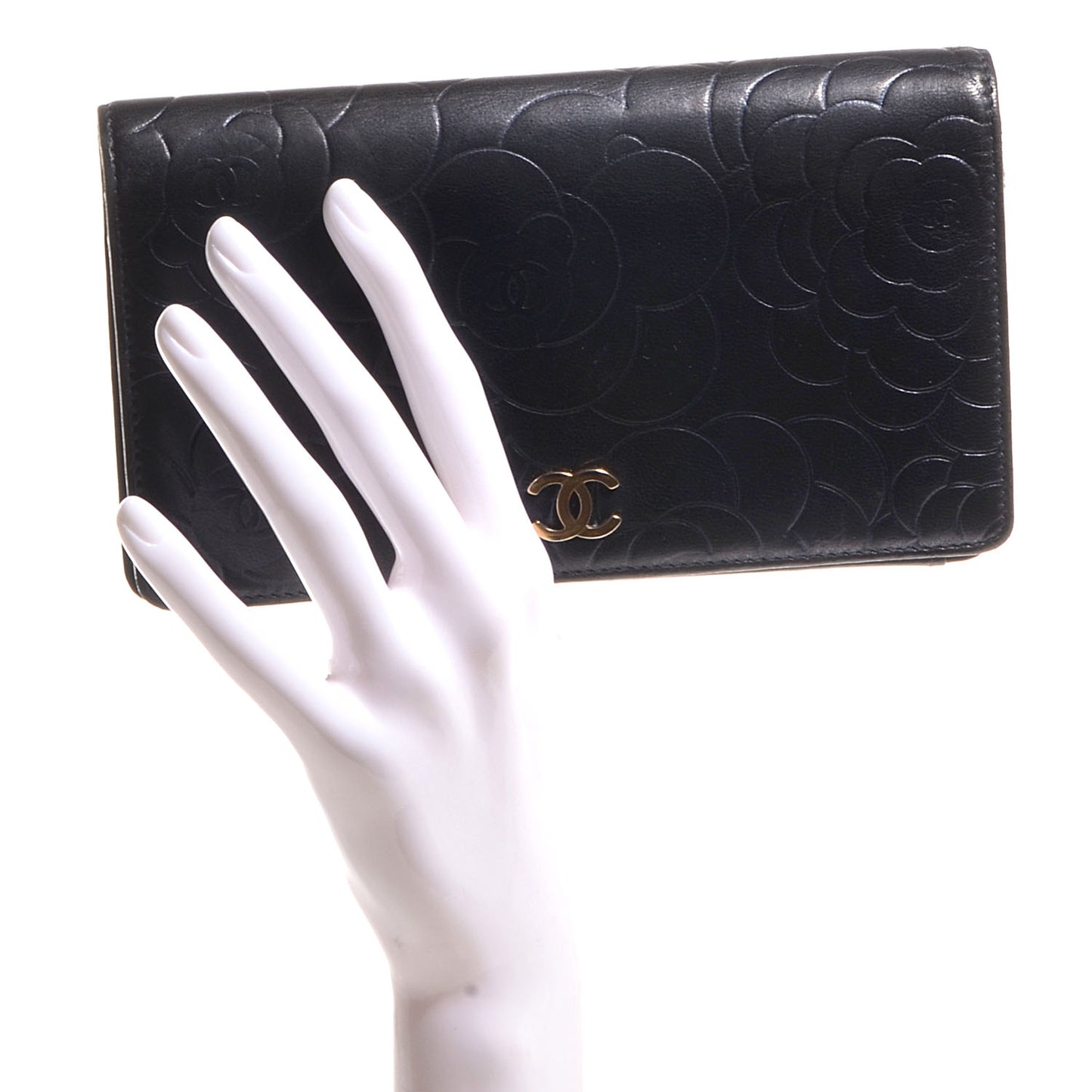 Lambskin Camellia Yen Wallet Black