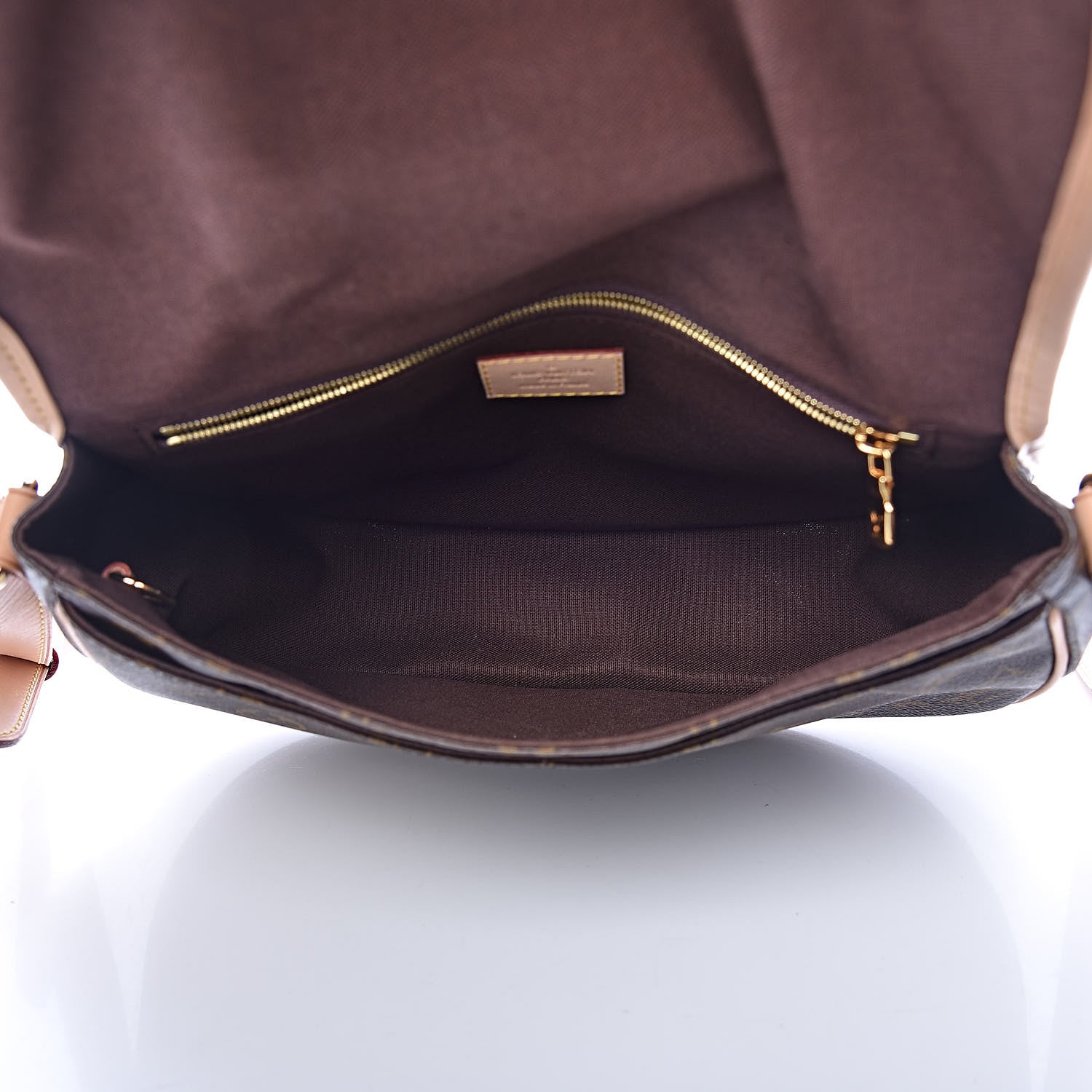 Louis Vuitton Monogram Menilmontant PM 5 of 9