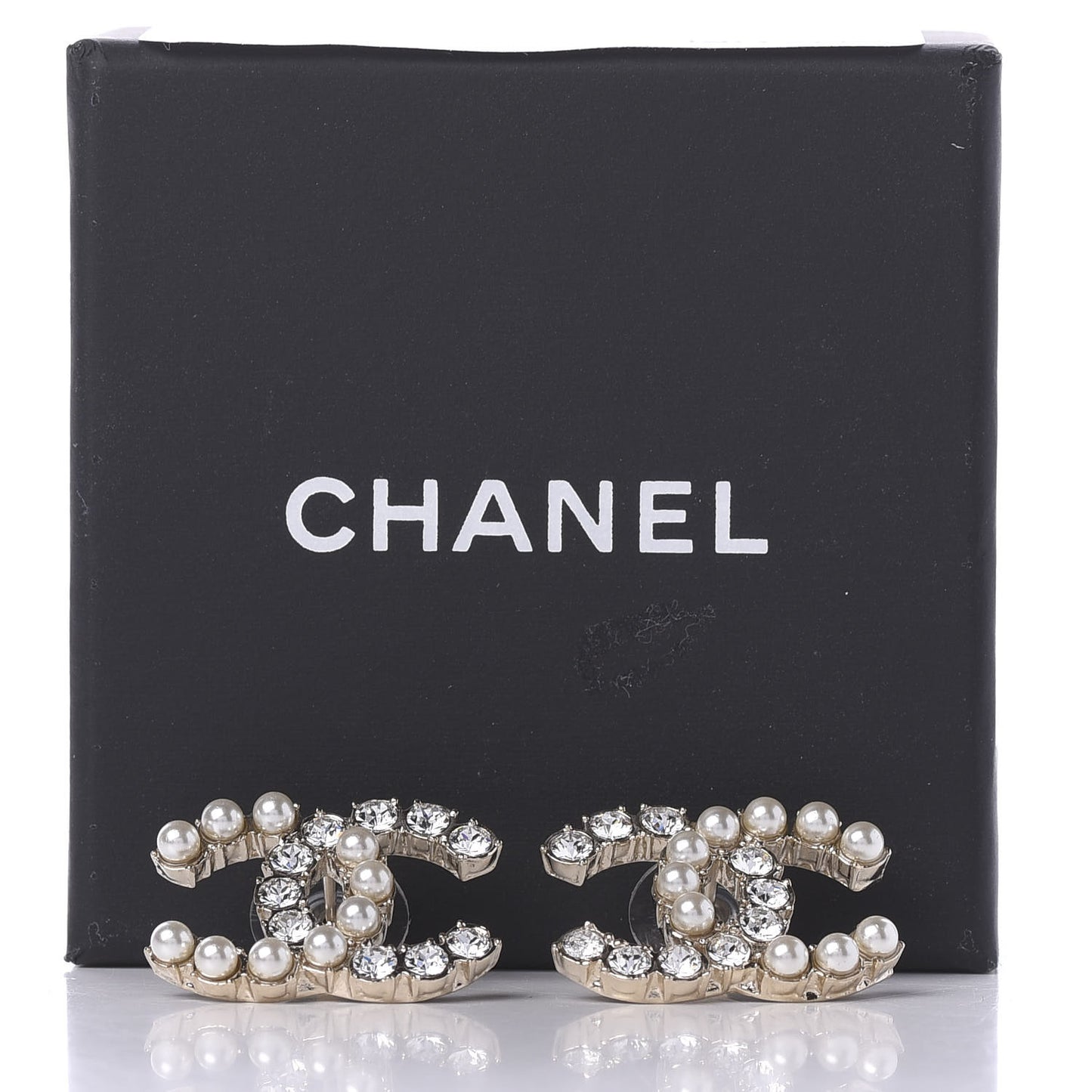 Crystal Pearl CC Dazzling Domino Earrings Gold