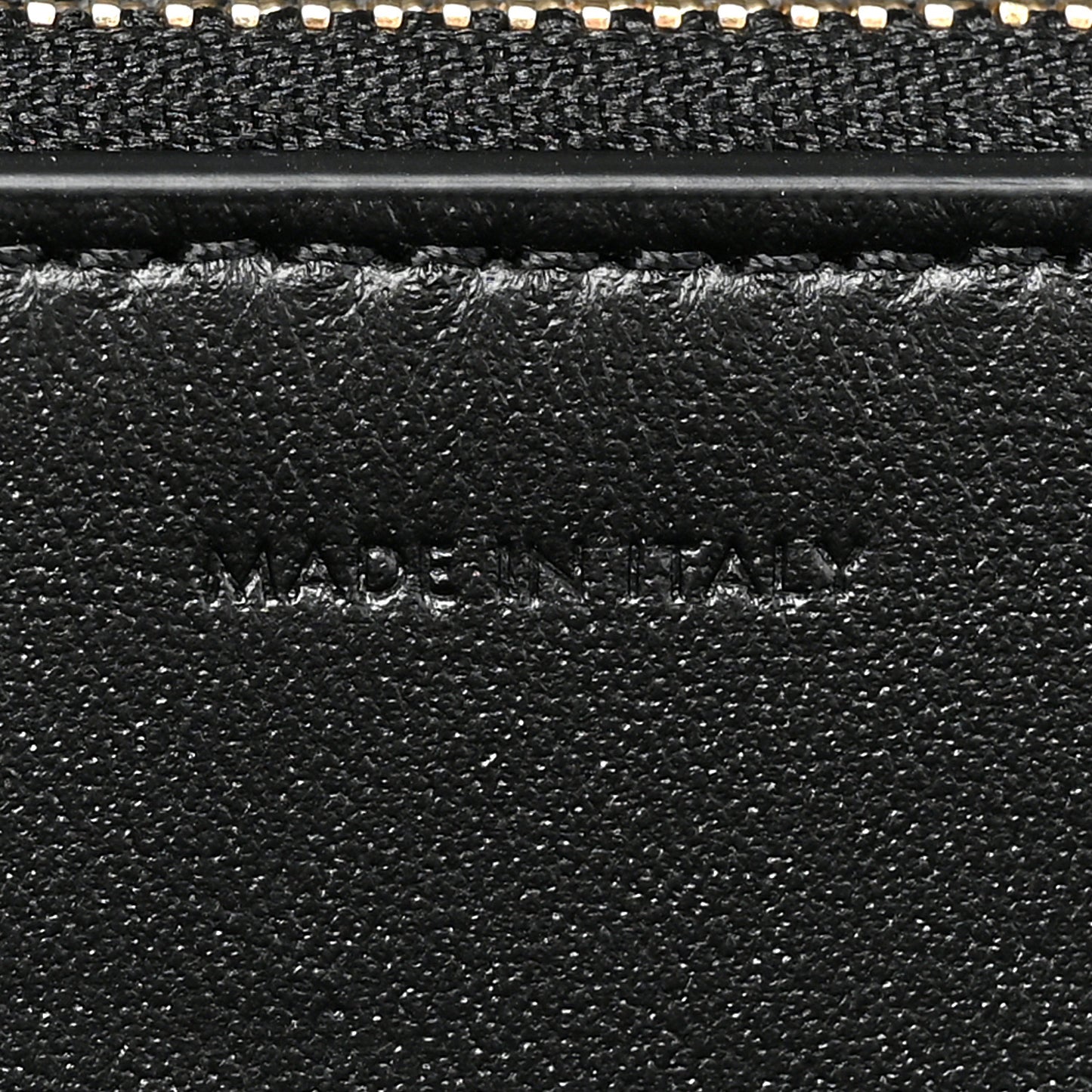 Box Calfskin Medium Classic Box Flap Bag Black