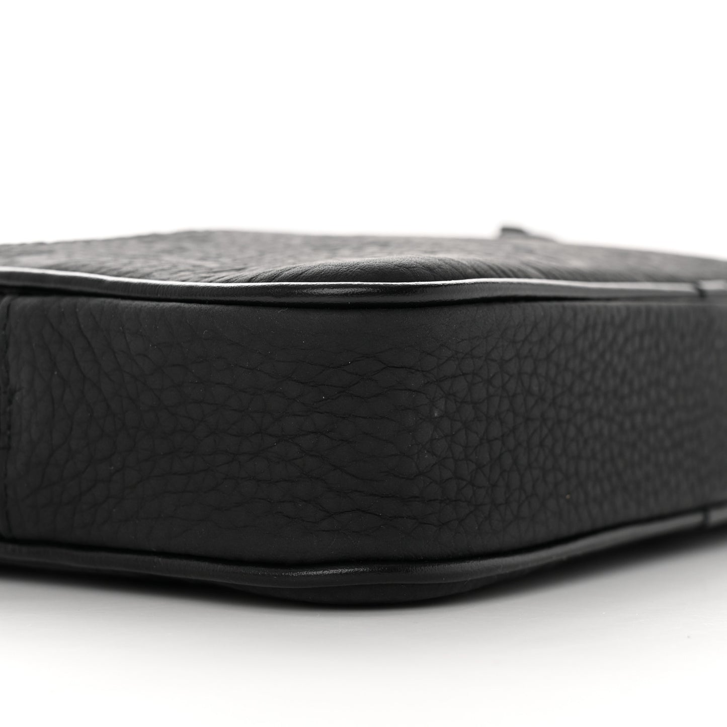Taurillon Monogram Uniformes Solar Ray Soft Pochette Volga Belt Bag Black
