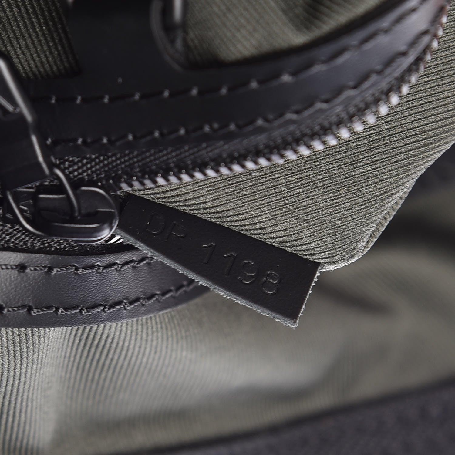 Louis Vuitton Monogram Eclipse Vivienne Keepall Bandouliere 50 7 of 12