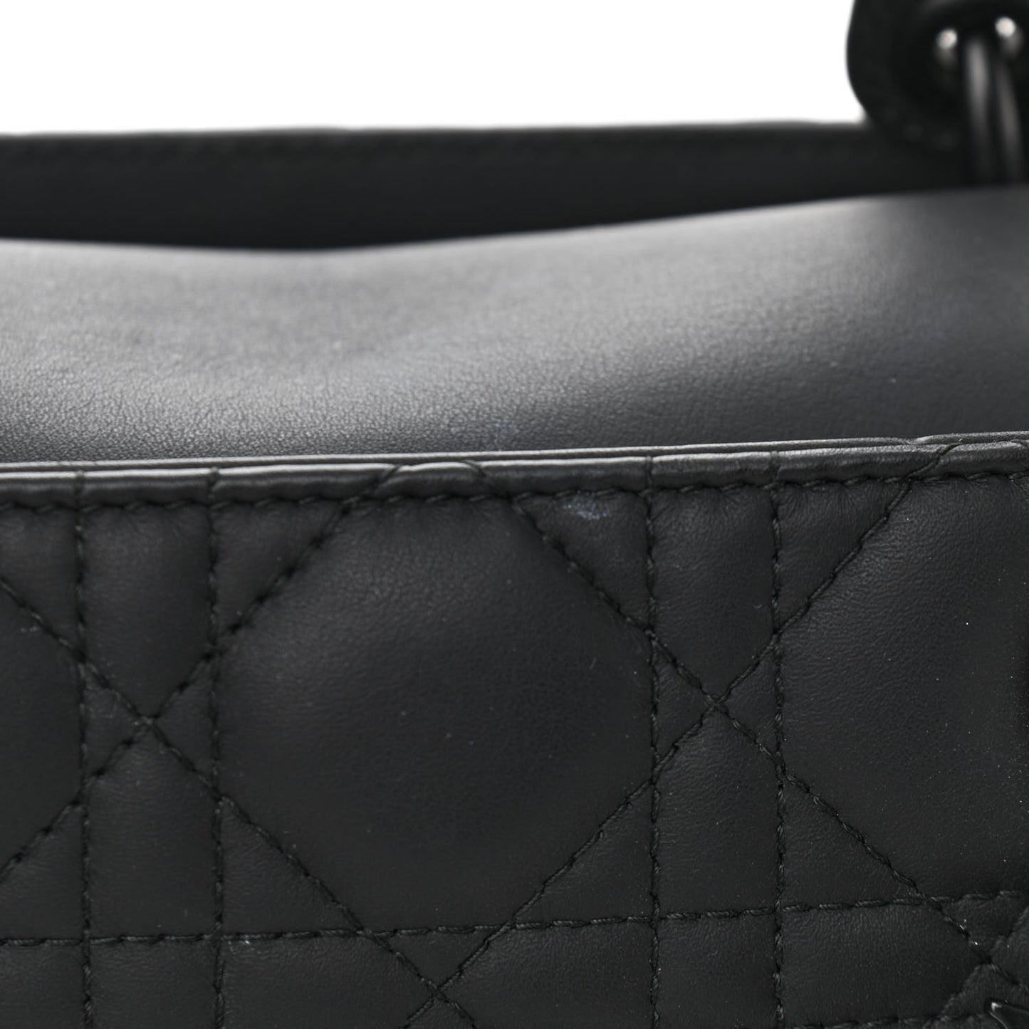 Ultra Matte Calfskin Cannage Medium Lady Dior Black