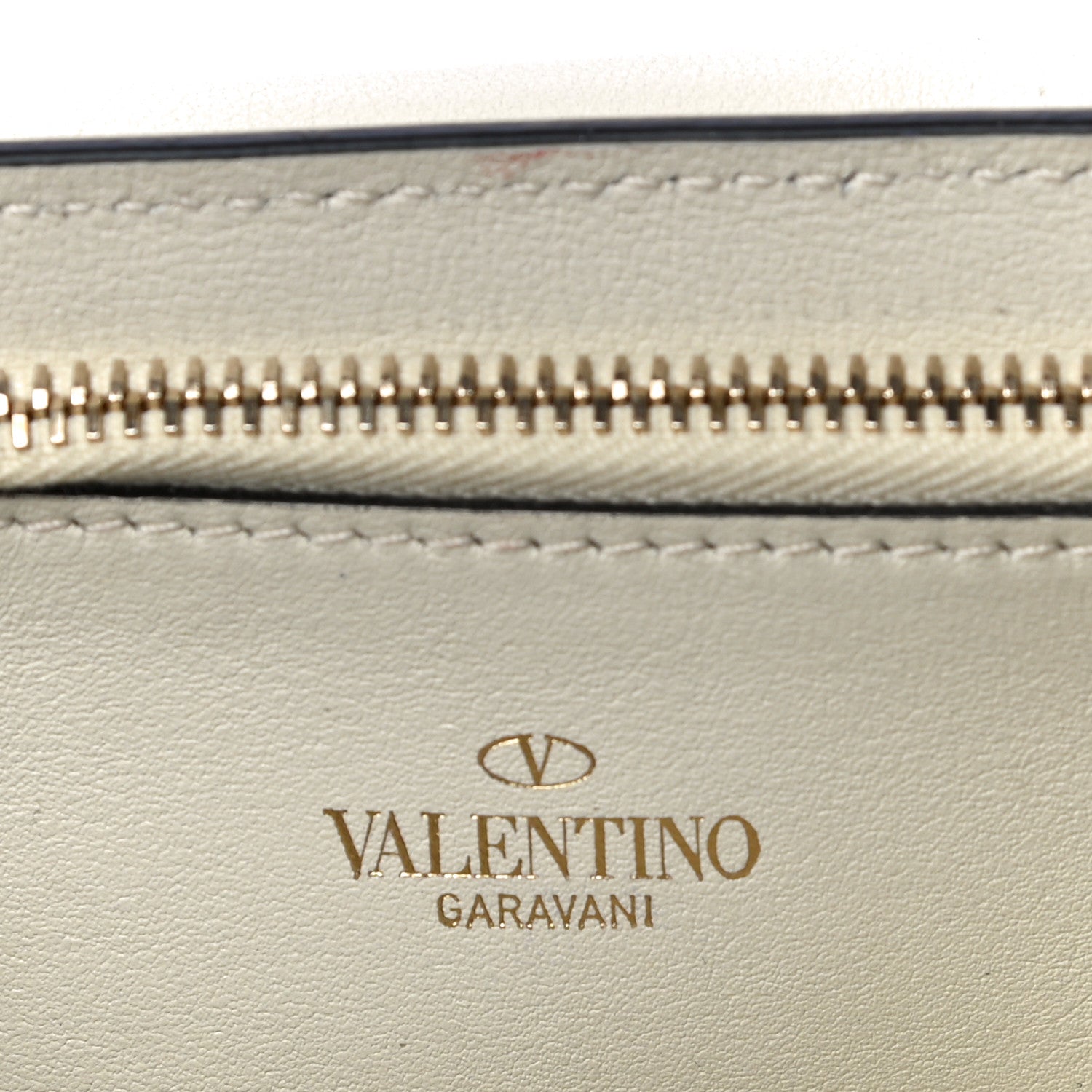Valentino Garavani Calfskin Rockstud Phone Case With Chain Ivory 6 of 7