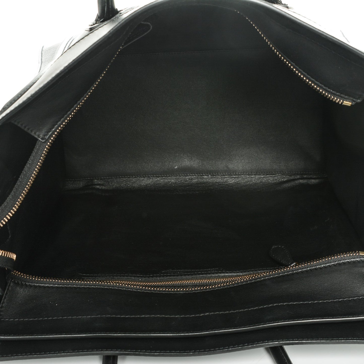 Smooth Calfskin Medium Luggage Black