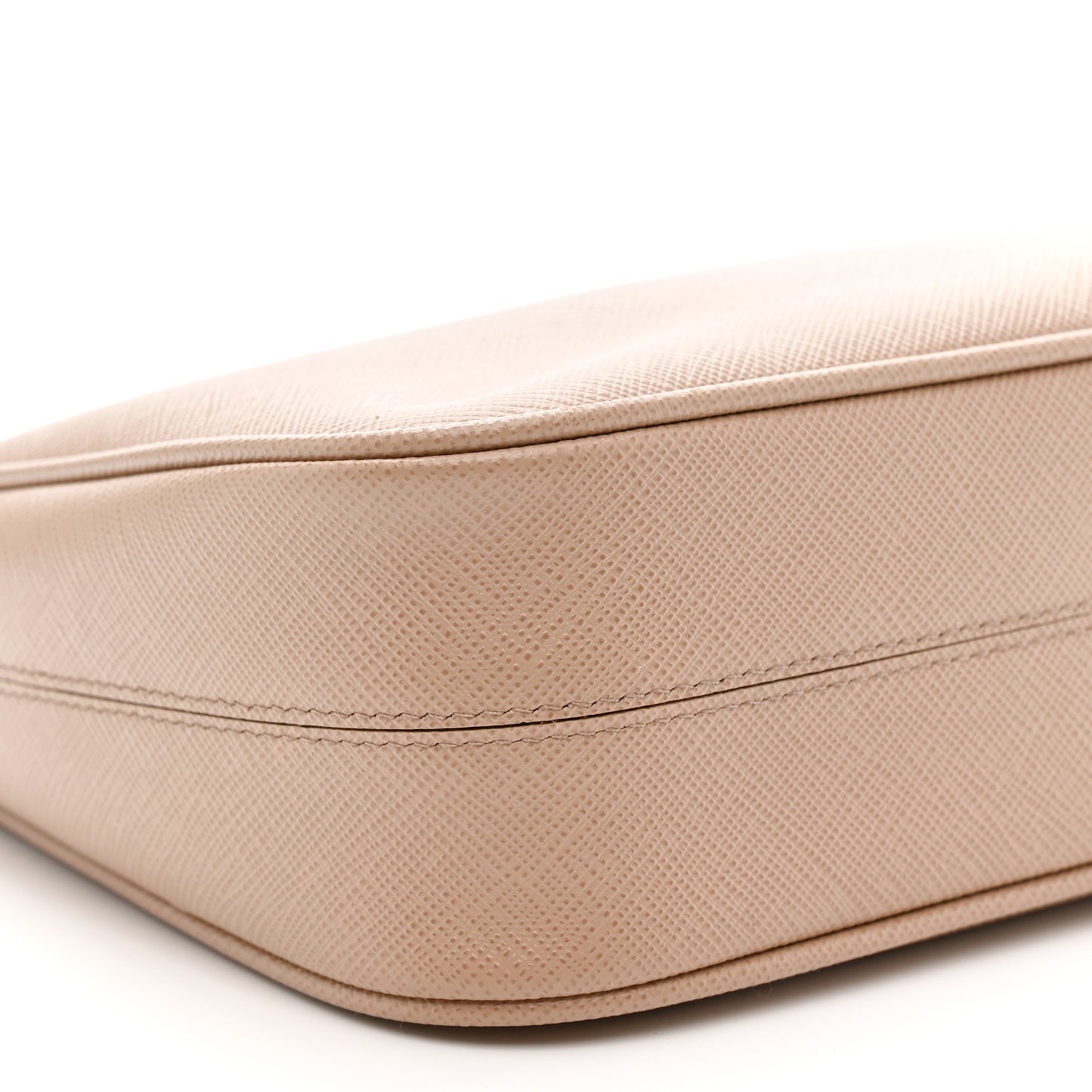Saffiano Re-Edition 2005 Shoulder Bag Cammeo