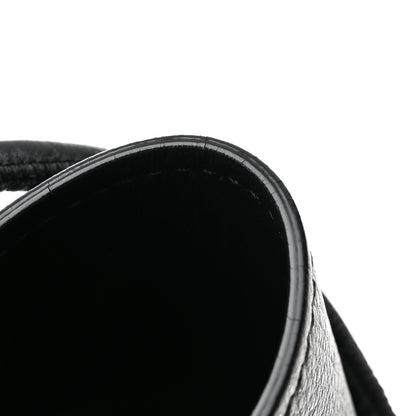Tom Ford Calfskin Small Tassel Bucket Bag Black 16 of 17